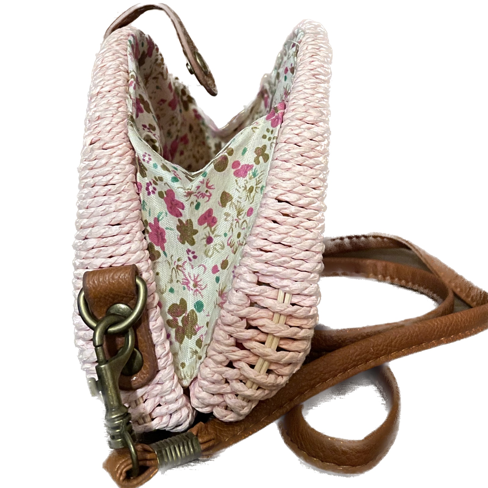 Gevlochten mini tas van rieten met een leren riem - 52991.jpeg Gevlochten mini tas van rieten met een leren riem