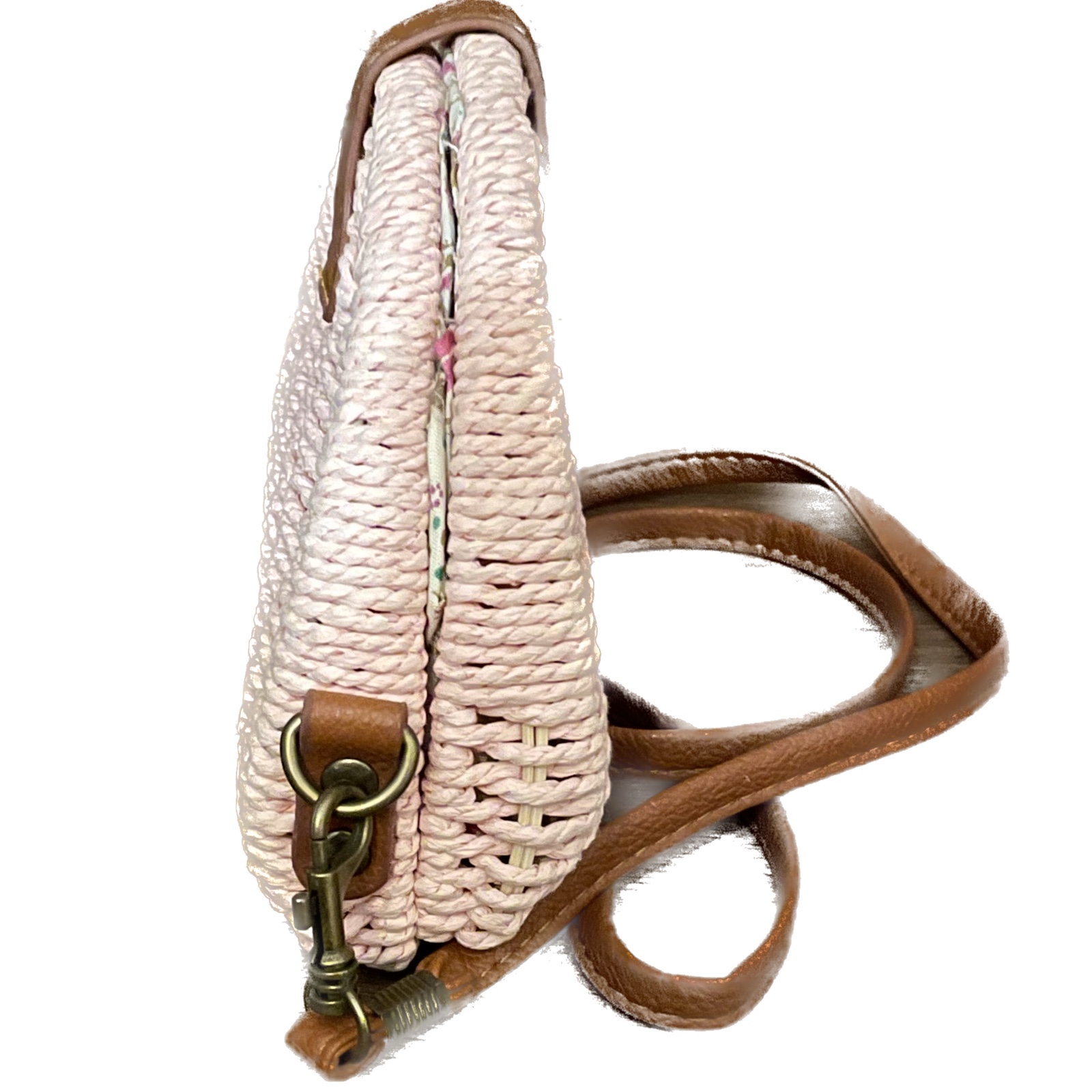 Gevlochten mini tas van rieten met een leren riem - 52992.jpeg Gevlochten mini tas van rieten met een leren riem