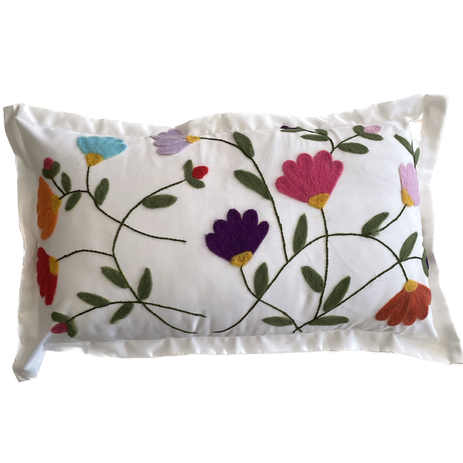 Geborduurd  linnen kussenhoes