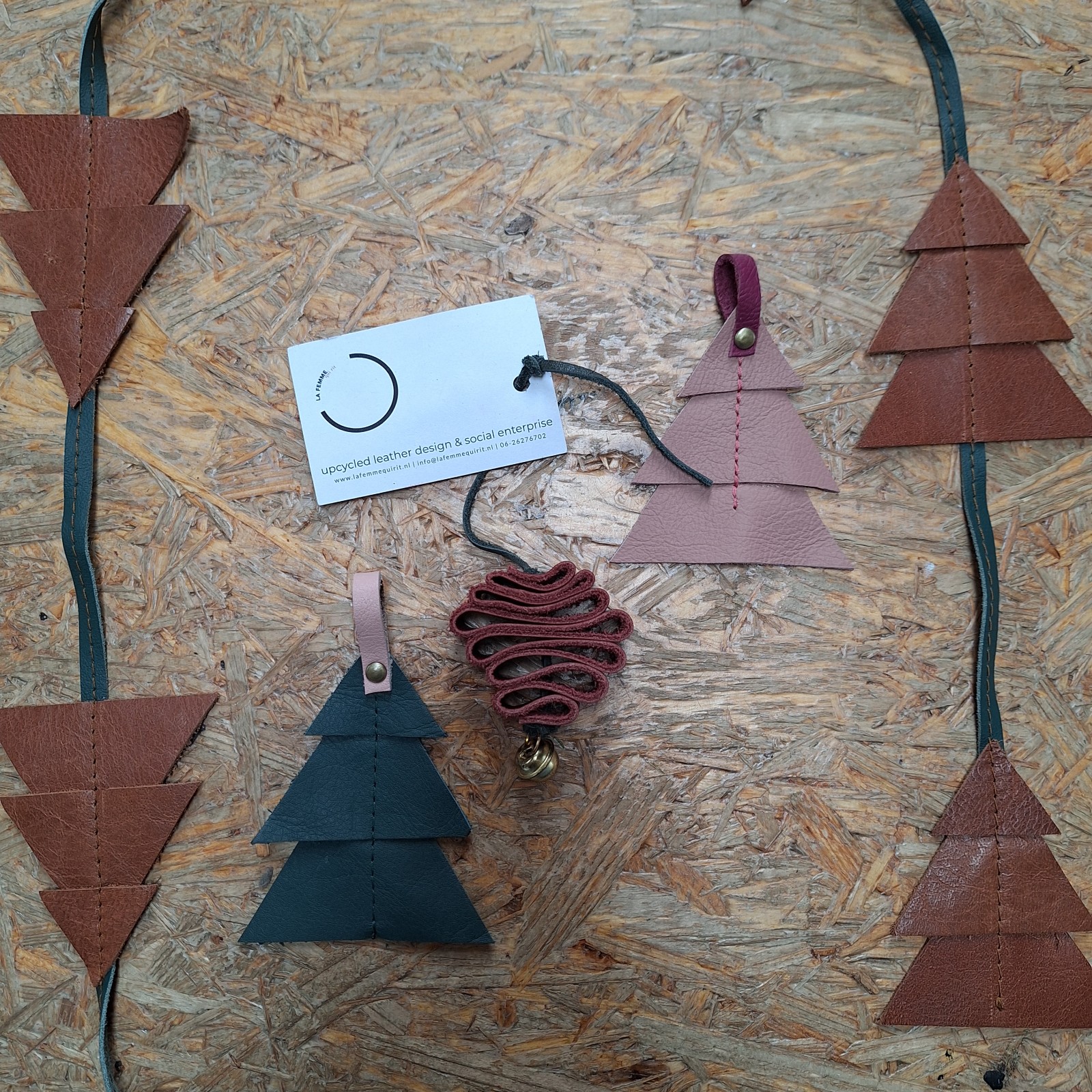 Kerstornament Boomslinger Marius - 55643.jpeg Leren Kerstornament Boomslinger Marius