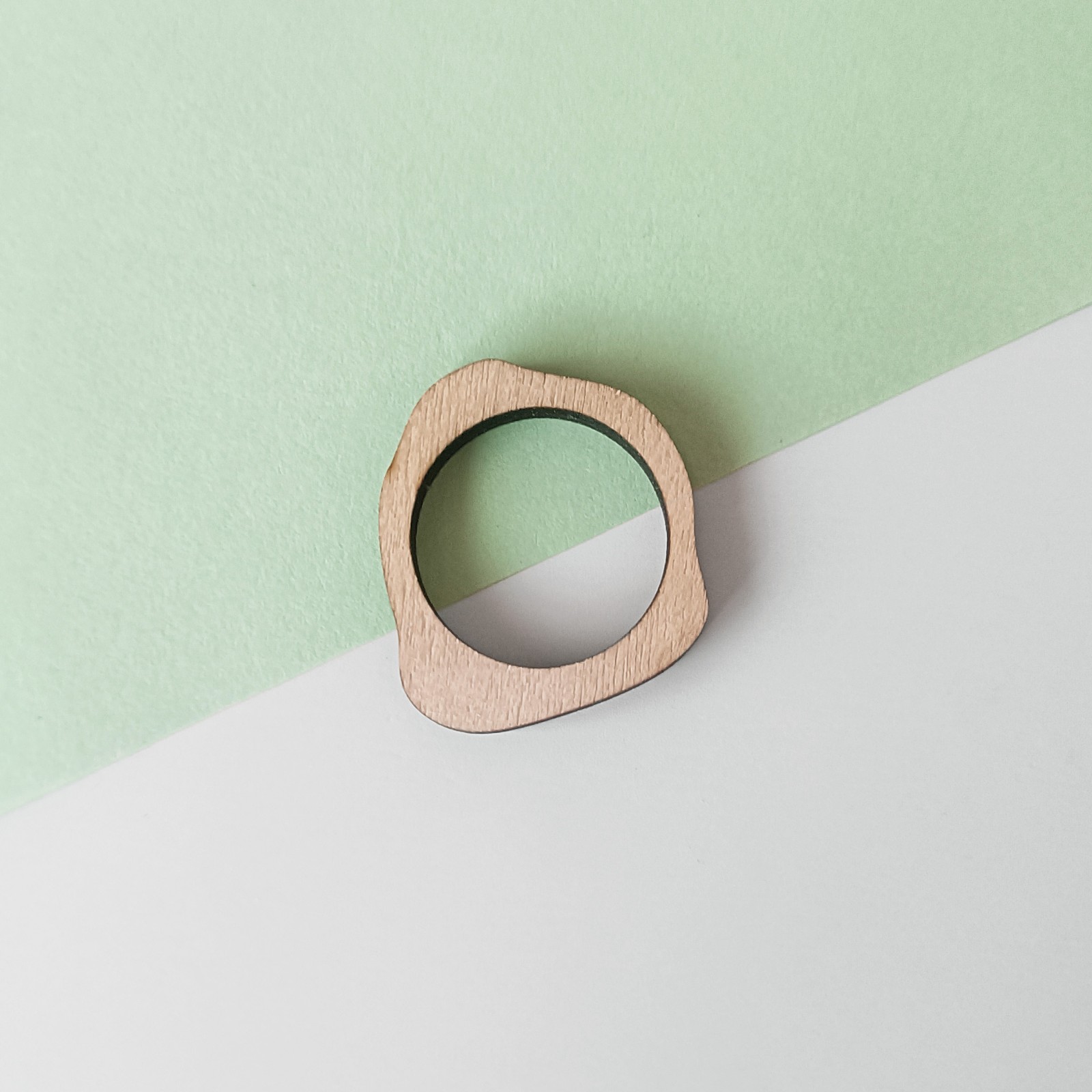 Golvende houten of zwarte stack ring - type 2