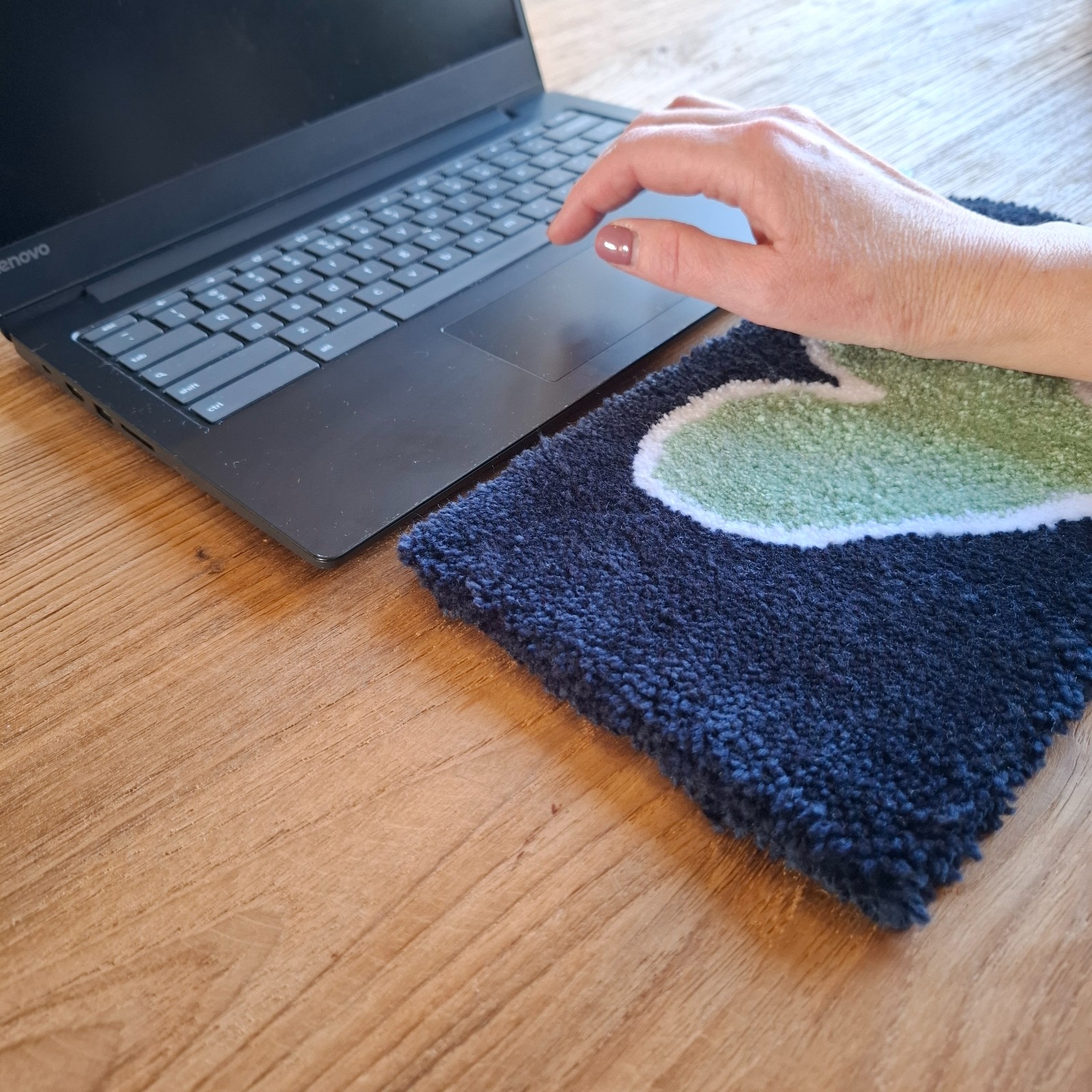 Handgetufte polsmatten HARTJE GROOT  – Comfort en stijl voor jouw werkplek