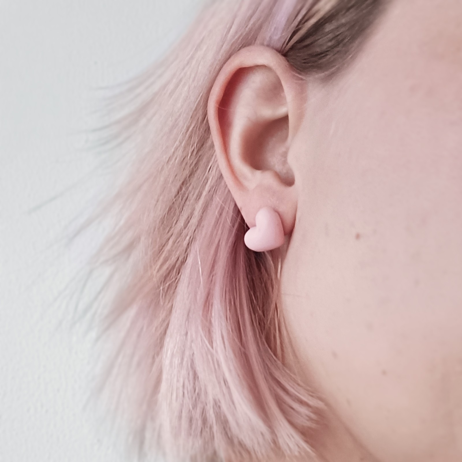 Asymmetrische hartjes oorbellen