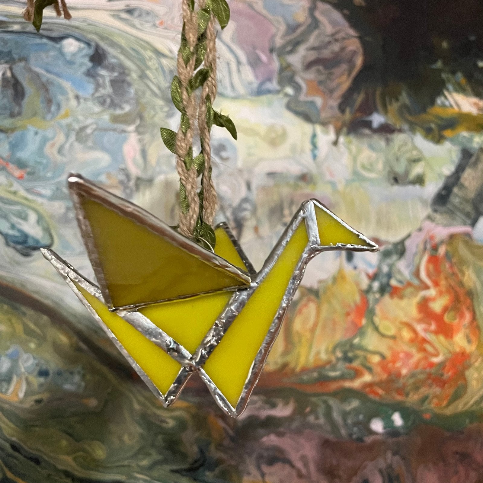 Glas-in-lood zonnevanger: Kraanvogel - oplage van 1000 unieke exemplaren² - 70599.jpeg Glas-in-lood zonnevanger: Kraanvogel - oplage van 1000 unieke exemplaren²