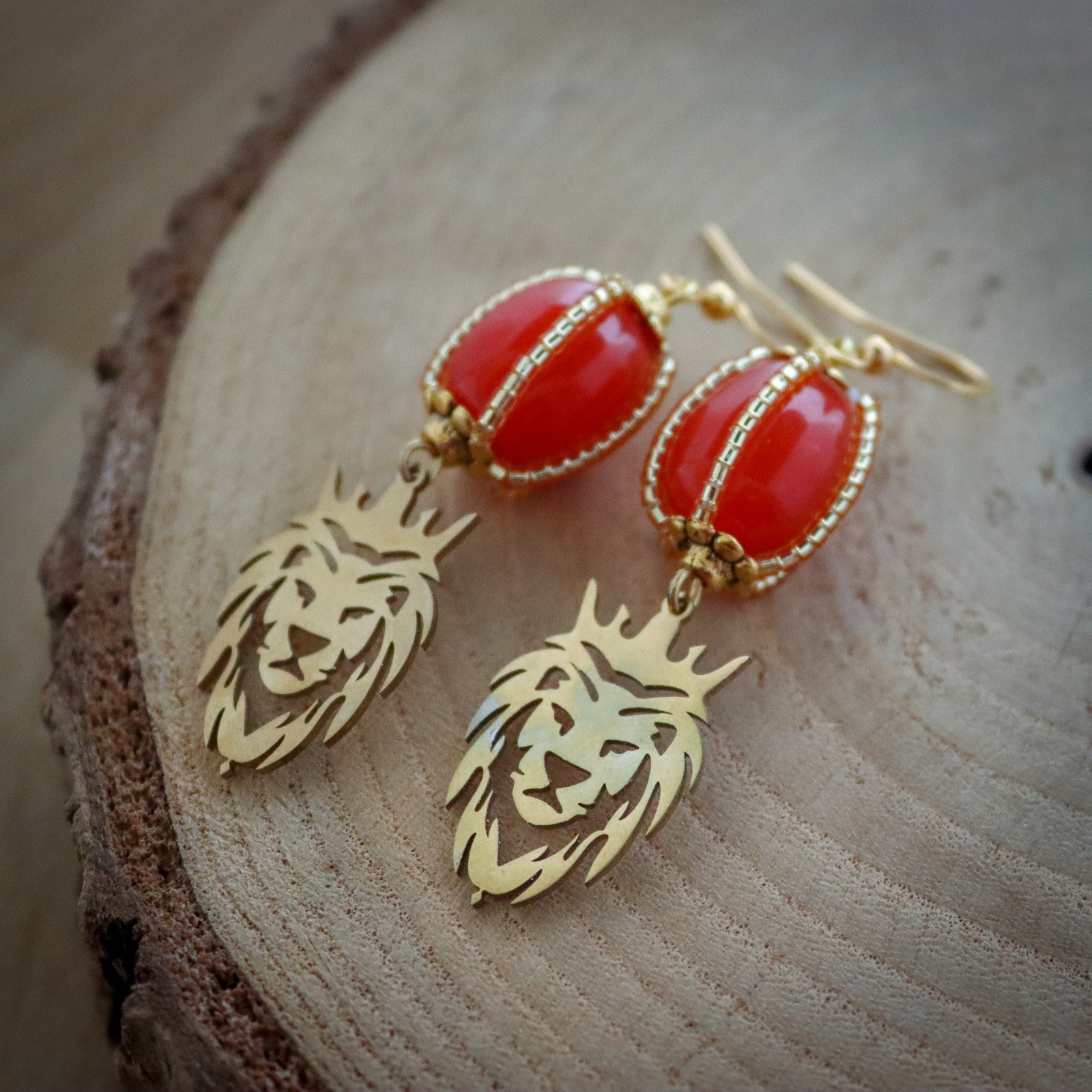 Koninklijke Oorbellen met Leeuw en Kroon – Perfect voor Koningsdag - 70725.jpeg Feestelijk & Symbolisch, oorbellen met leeuw en kroon in Nederlandse stijl