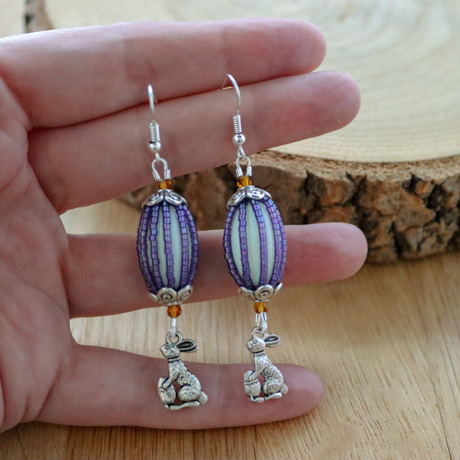 Lange oorbellen met paaseieren en konijnenbedeles voor Pasen - 69136.jpeg Lange oorbellen met paaseieren en konijnen bedels voor Pasen