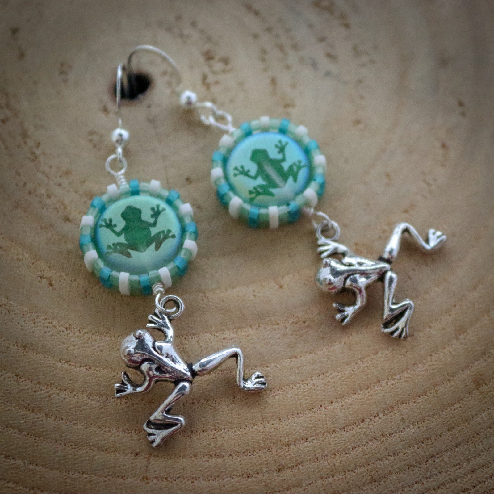 groene Kikker oorbellen - 70712.jpeg groene Kikker oorbellen