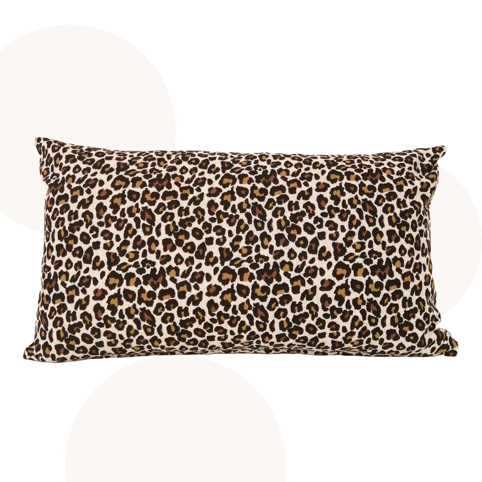 Sierkussen Panterprint! | 30 x 50 - 75822.jpeg Handgemaakt Sierkussen Panterprint! | 30 x 50