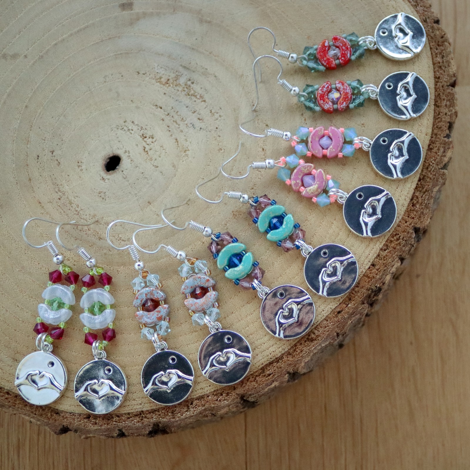 Verbonden Hart, Oorbellen met betekenis en sprankelende kralen - 73708.jpeg Verbonden Hart, Oorbellen met betekenis en sprankelende kralen