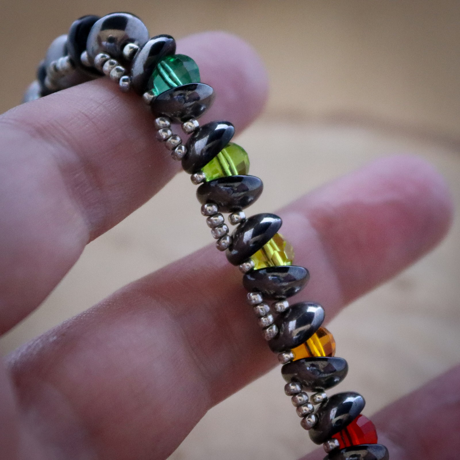 Stralende Regenboogketting met glaskristal en zilverkleurige accenten