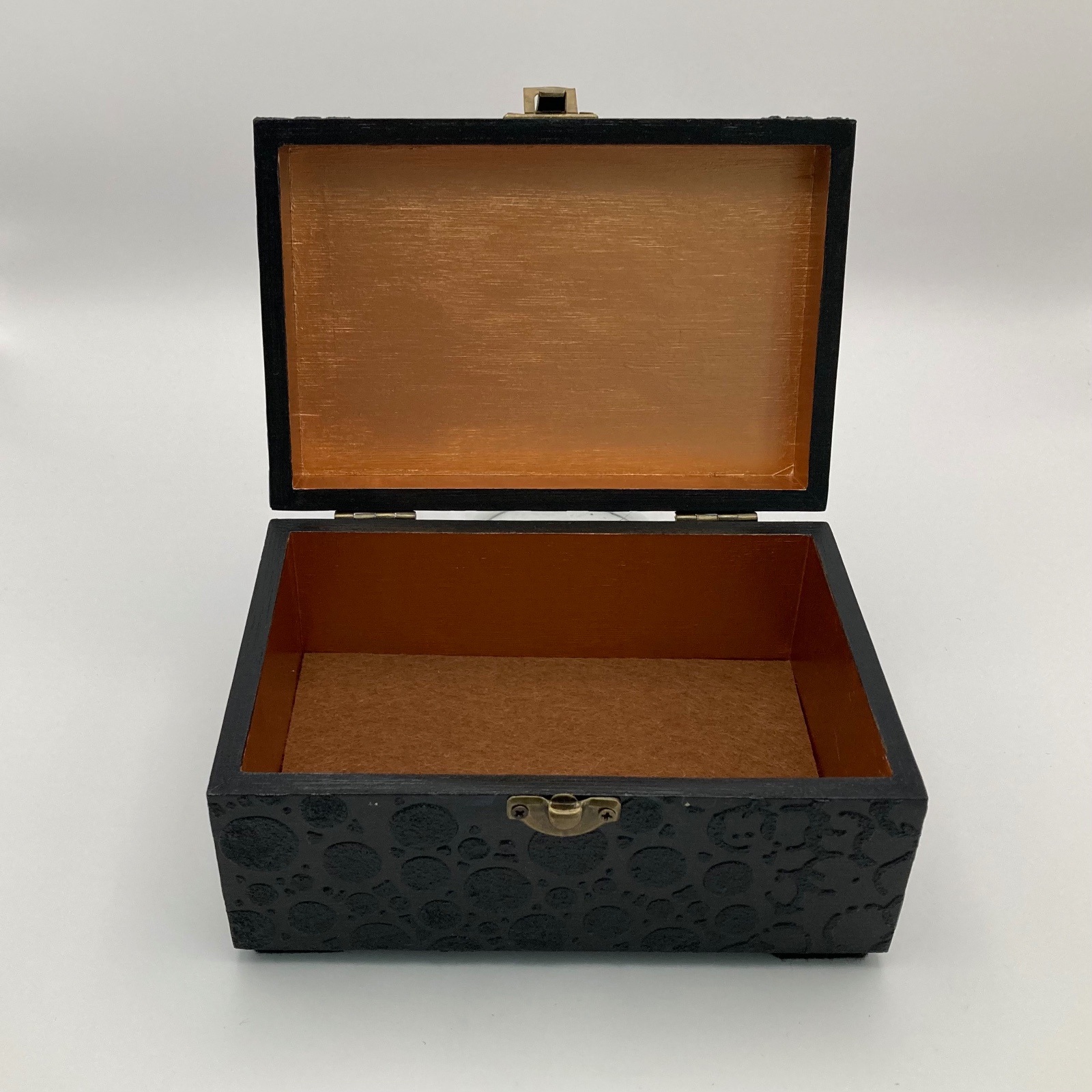 Handgedecoreerd kistje ‘Aquarius’ voor interieur of cadeau - 84873 Handgedecoreerde bamboe sieradendoos met het sterrenbeeld ‘Waterman’