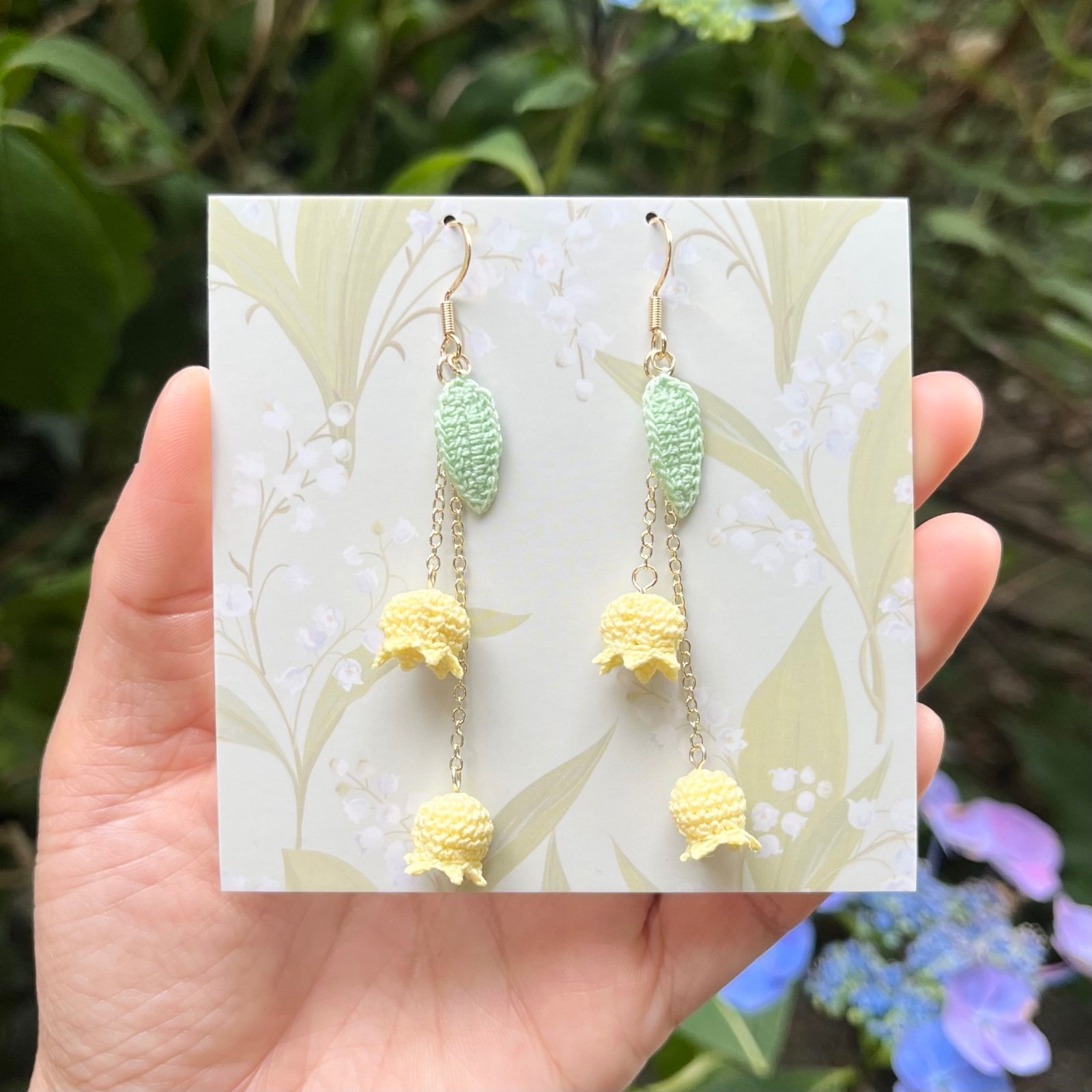 Micro Gehaakte Lelietjes-van-Dalen Oorbellen – Bloem Oorbellen - 84576 Micro Gehaakte Lelietjes-van-Dalen Oorbellen – Bloem Oorbellen