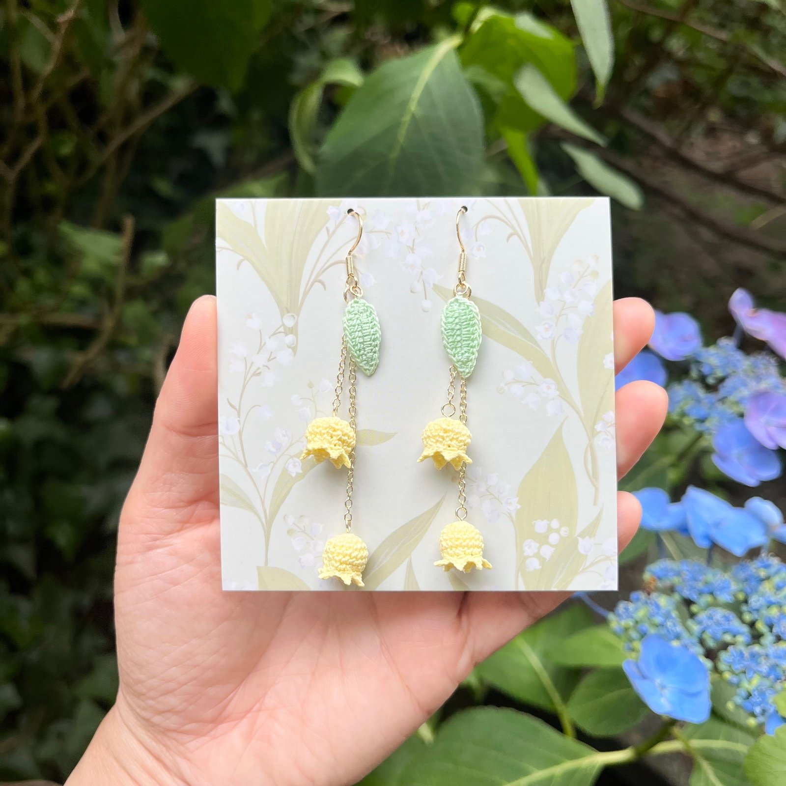 Micro Gehaakte Lelietjes-van-Dalen Oorbellen – Bloem Oorbellen - 84579 Micro Gehaakte Lelietjes-van-Dalen Oorbellen – Bloem Oorbellen