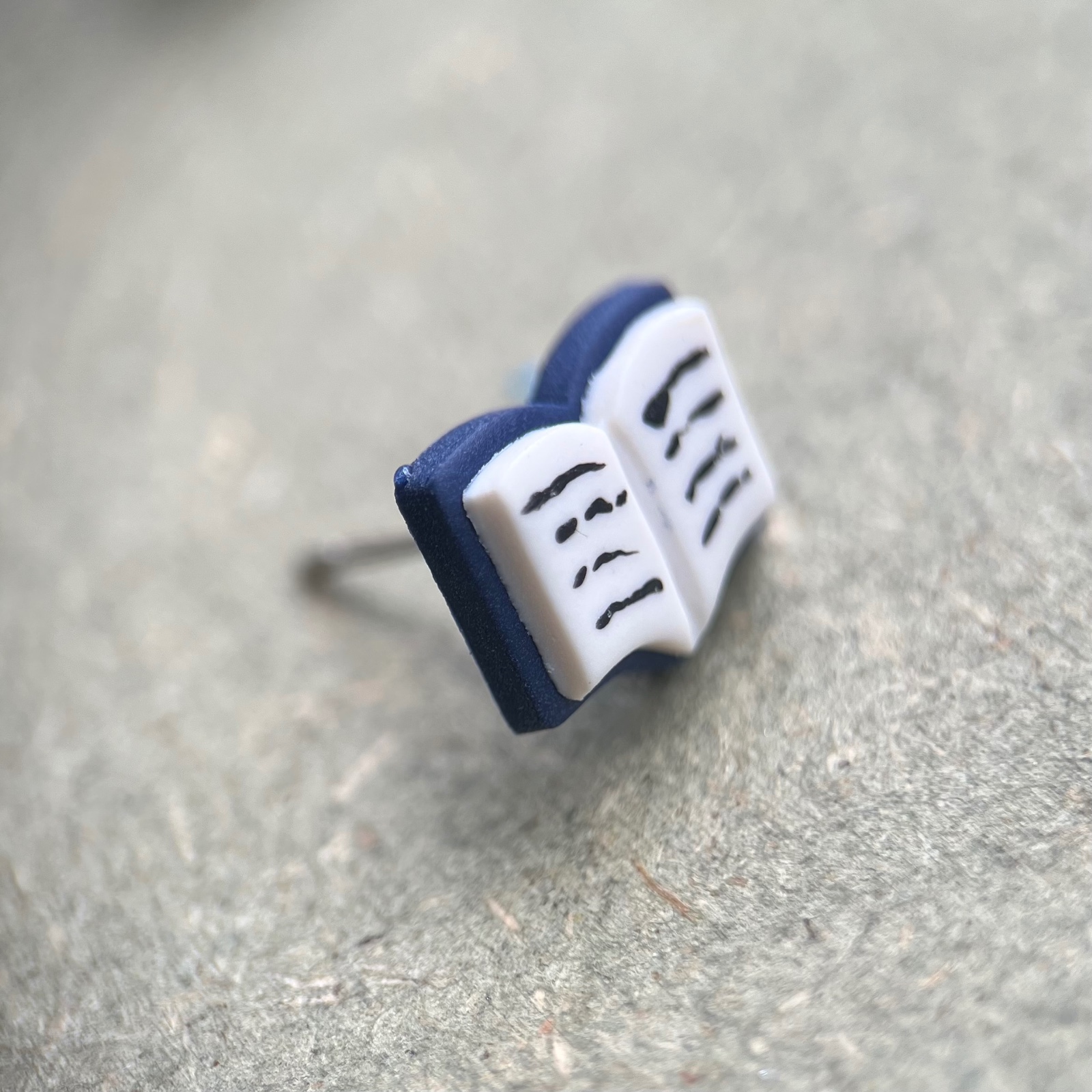 Boek oorbellen mini stekers