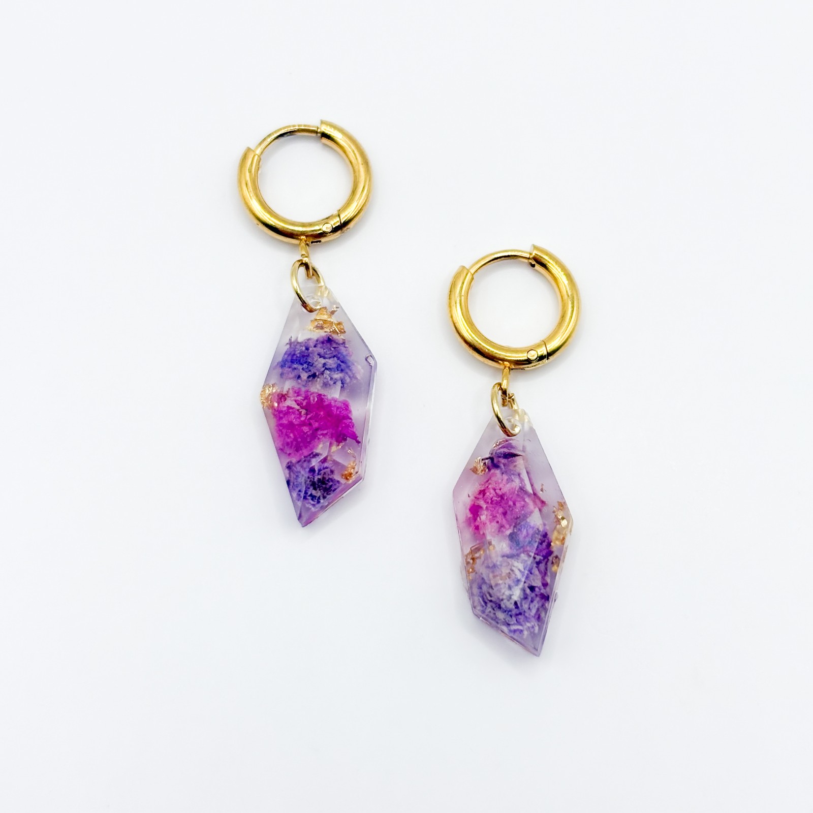 Oorbellen met Gefacetteerde Hangers en Echte Bloemen - 91401 Oorbellen met Gefacetteerde Hangers en Echte Bloemen