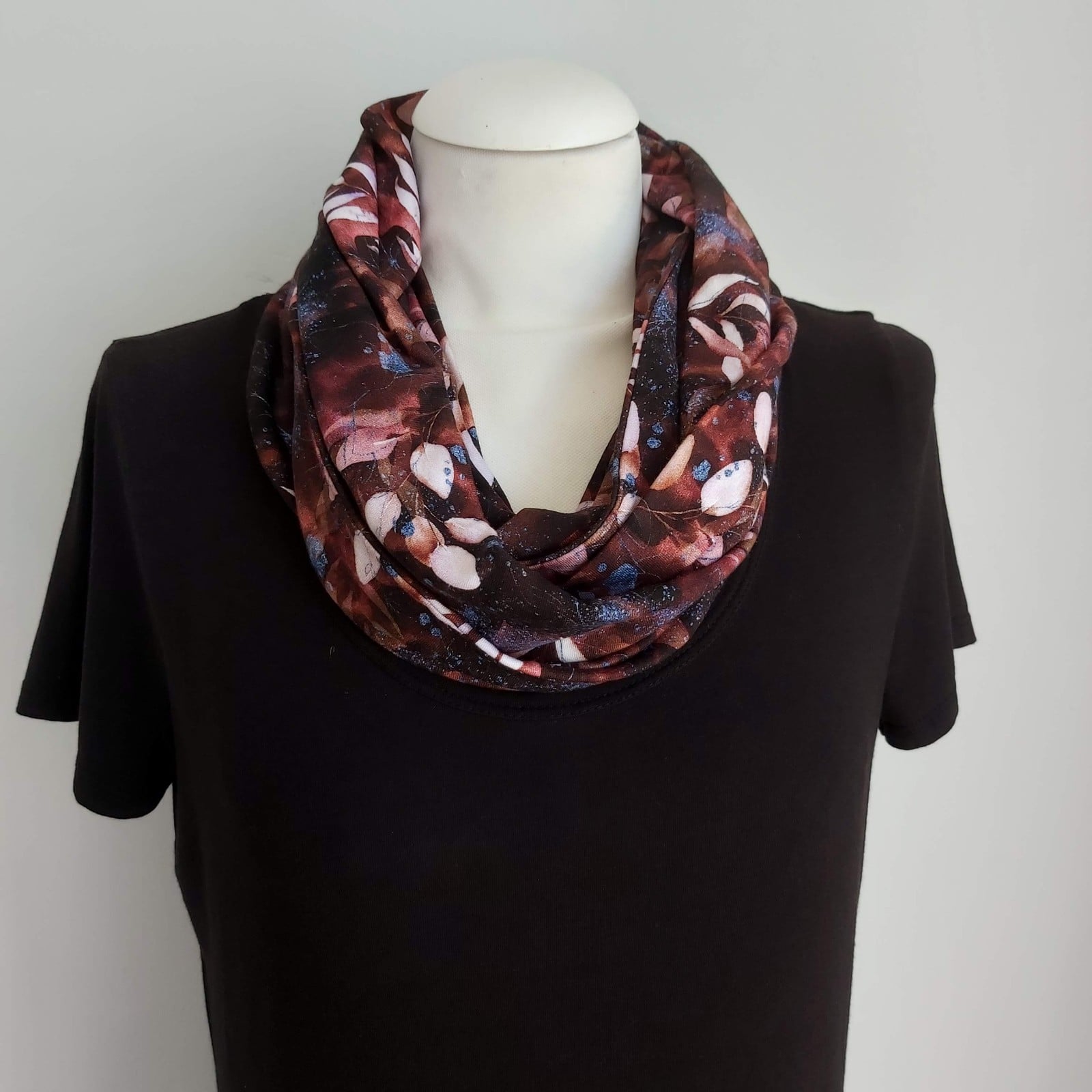 Tricot colsjaal  (bruin | bladeren)