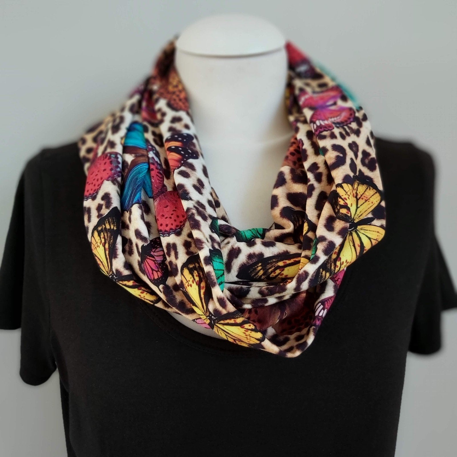Tricot colsjaal (multicolor | vlinders, panter print)