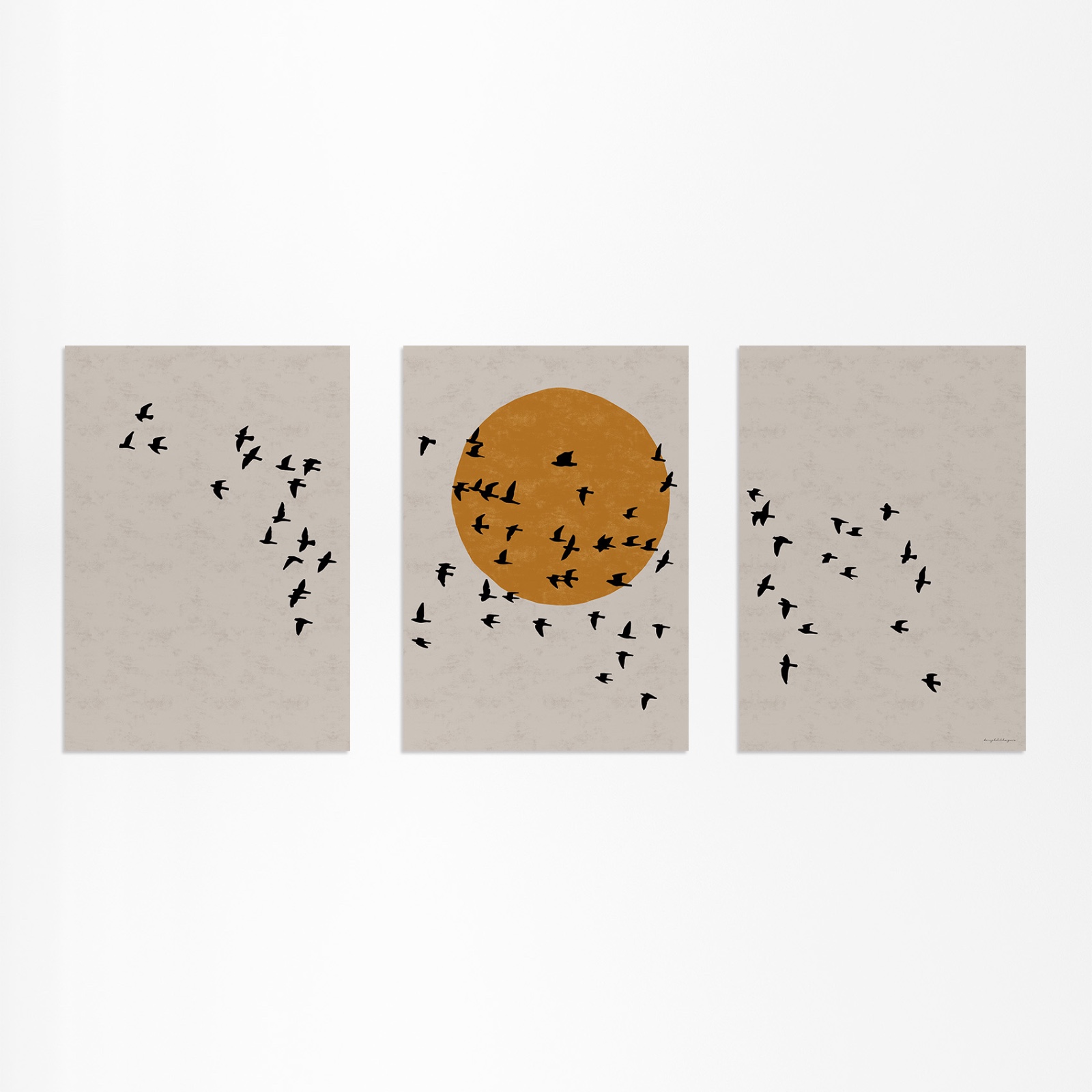 Drieluik Poster Set met Zwerm Vogels & Zon Silhouet - Japandi Style