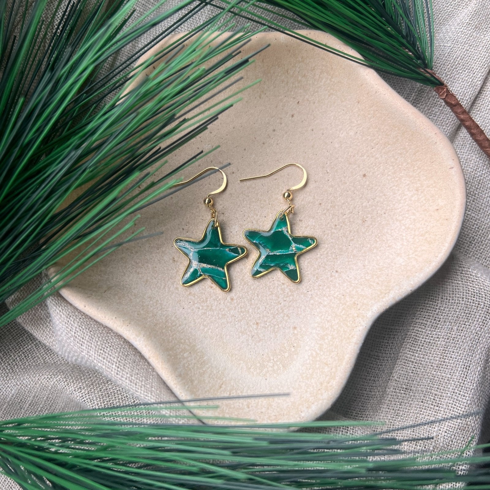 Groene ster oorbellen kerst - 98857 Groene ster oorbellen kerst