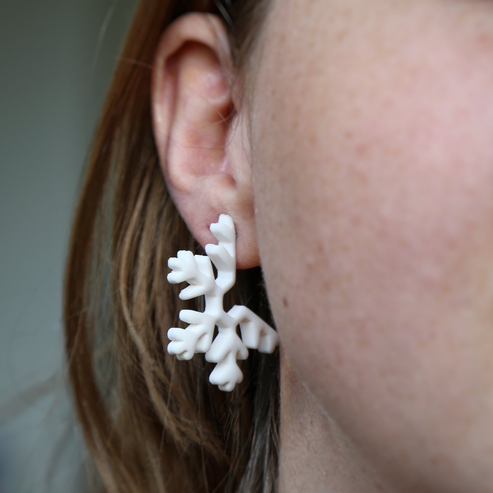 Grote sneeuwvlok hoepel oorbellen