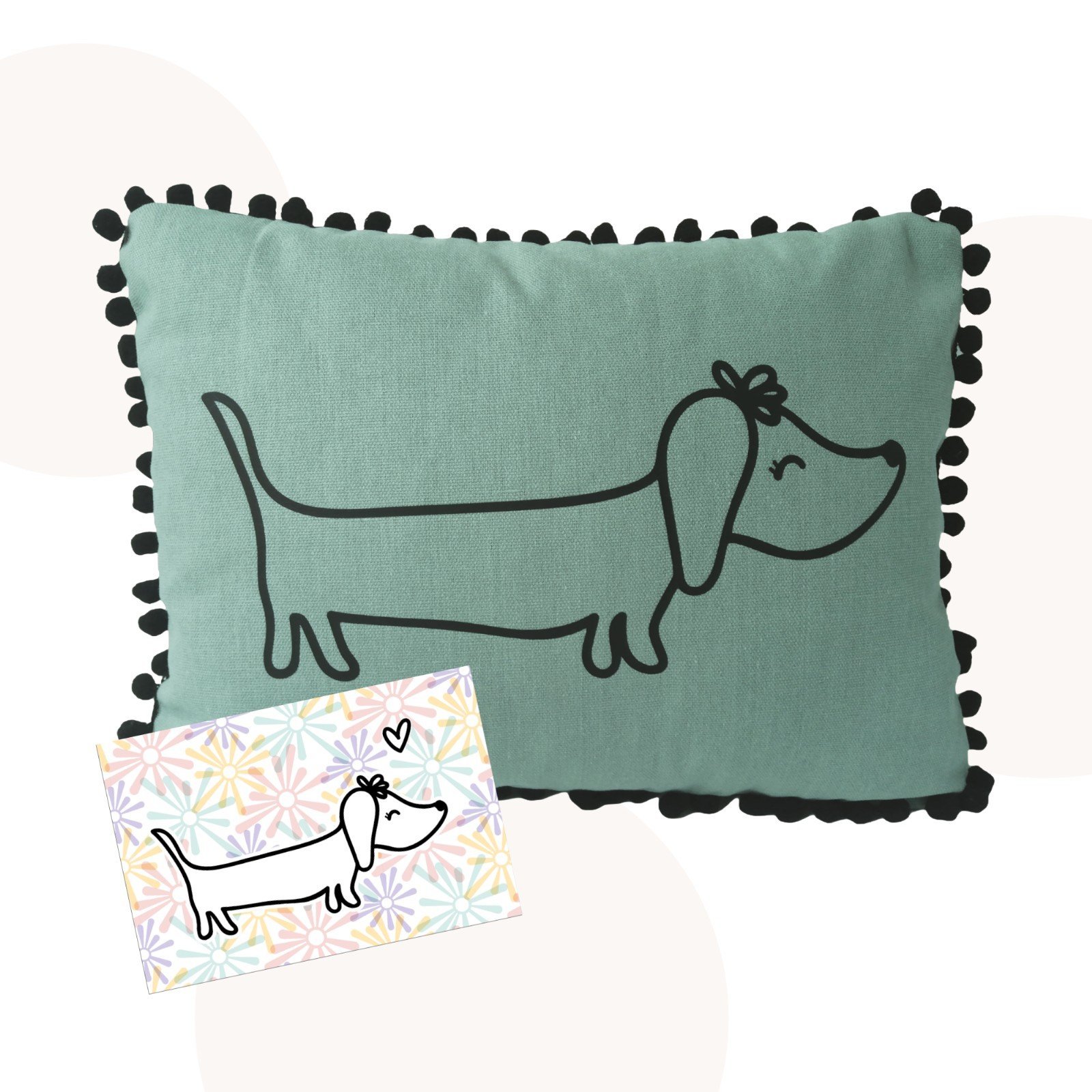 Handgemaakt Teckel kussen met pompoms - Lotje