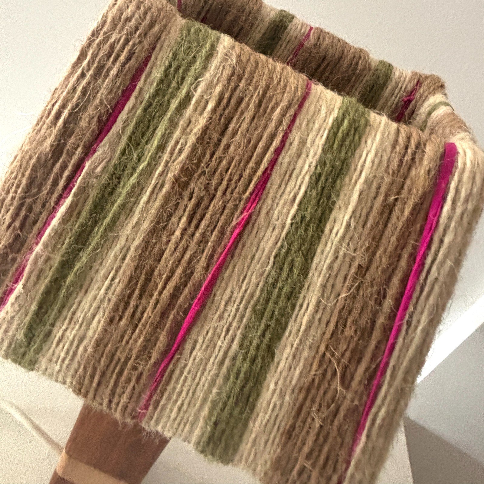 Leuk lampje voor de donkere dagen met fluor rose detail - 100736 Leuk lampje voor de donkere dagen met fluor rose detail