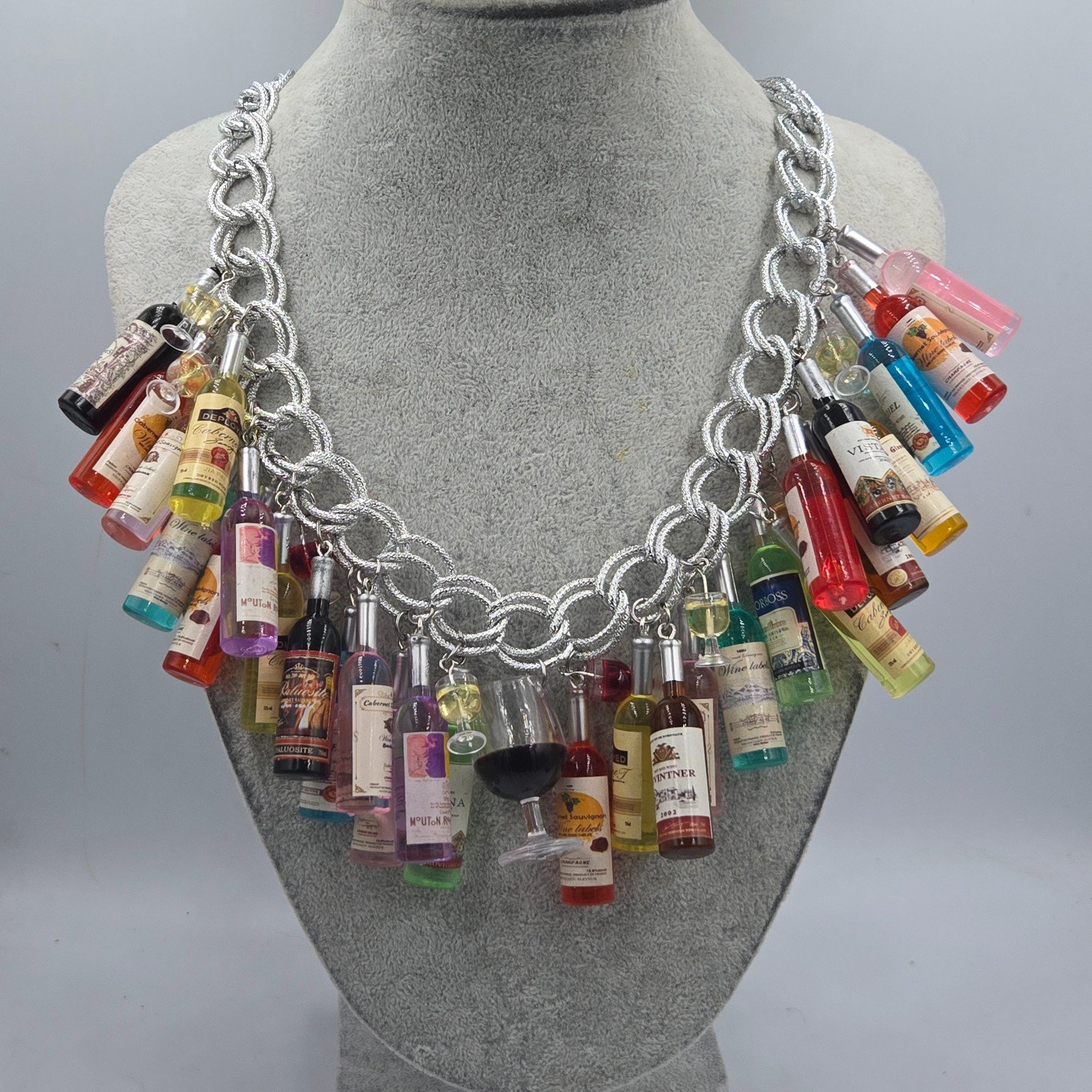 Wijnen! Handgemaakte wijnlovers ketting. - 99027 Wijnen! Handgemaakte wijnlovers ketting.