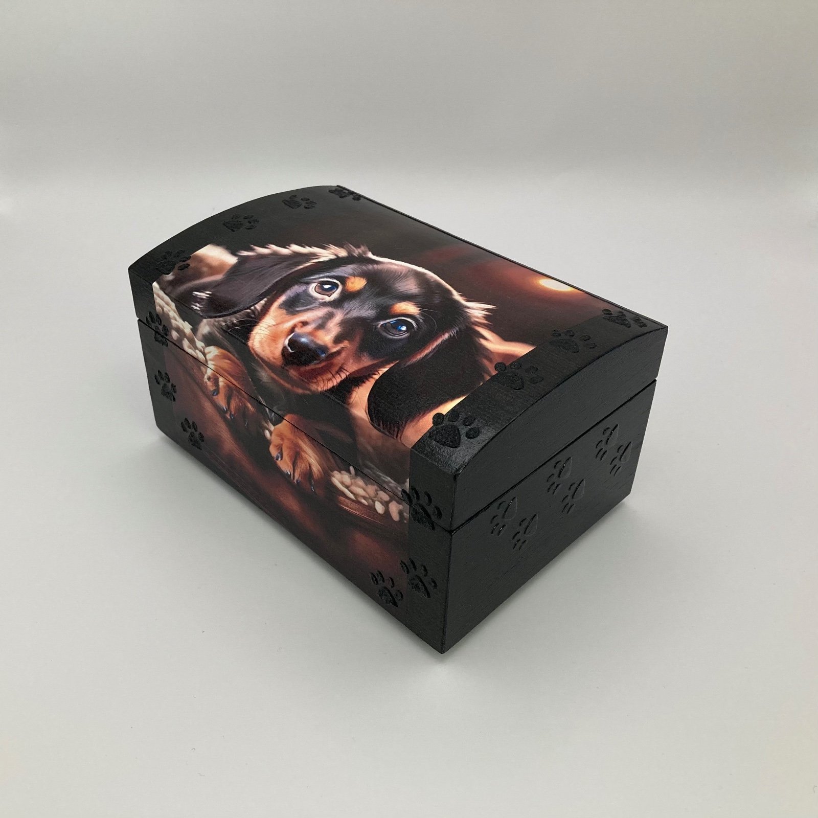 Handgedecoreerde bamboe sieradendoos ‘The Happy Puppy’’