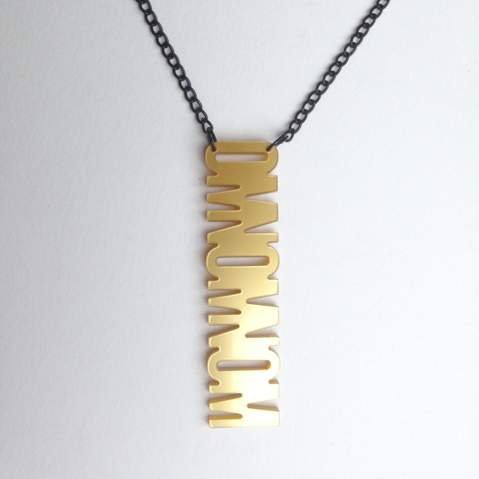 Omnomnom! naamketting goud