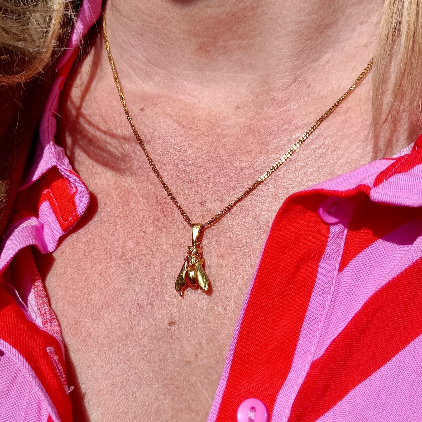 Échte honingbij hanger - Totaal uniek bijen sieraad - Magische 'gedipt' in 24 karaat goud of fijn zilver