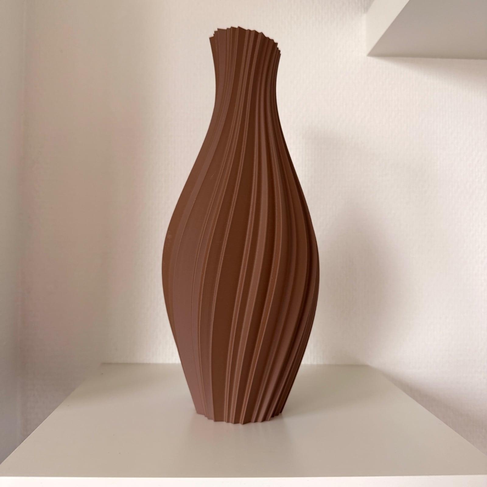 3D Vaas Mocha Matte – Mat Bruin Design | 29 cm