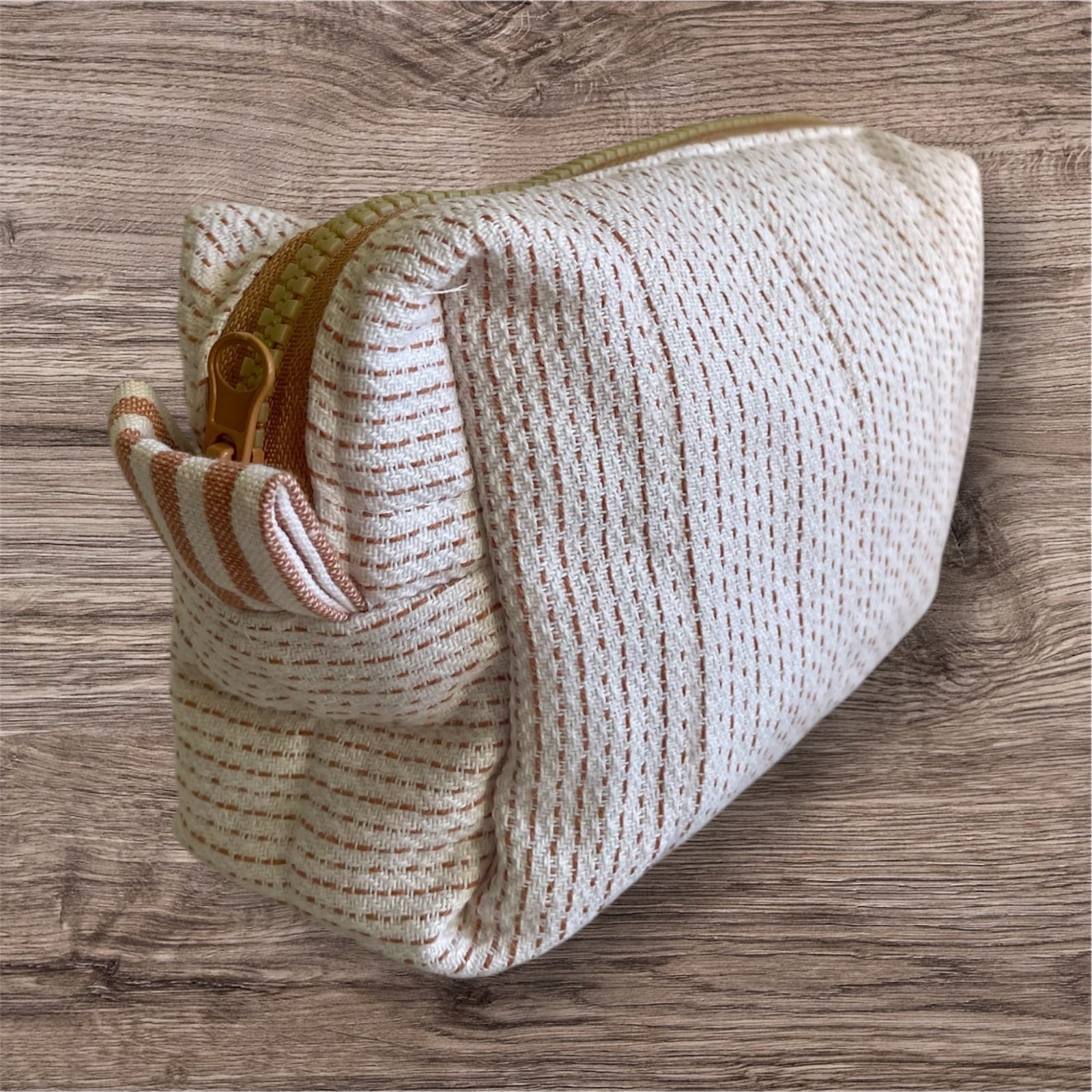 Handgemaakte make-up tas van katoen – gevoerd & gewatteerd – 4 mediterrane kleuren