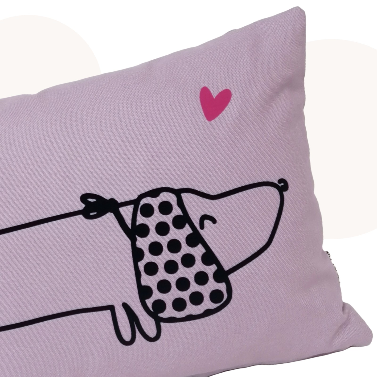 kussen Teckeltje Brownie - Lila meisjeskussen - 113217 kussen Teckeltje Brownie - Lila meisjeskussen