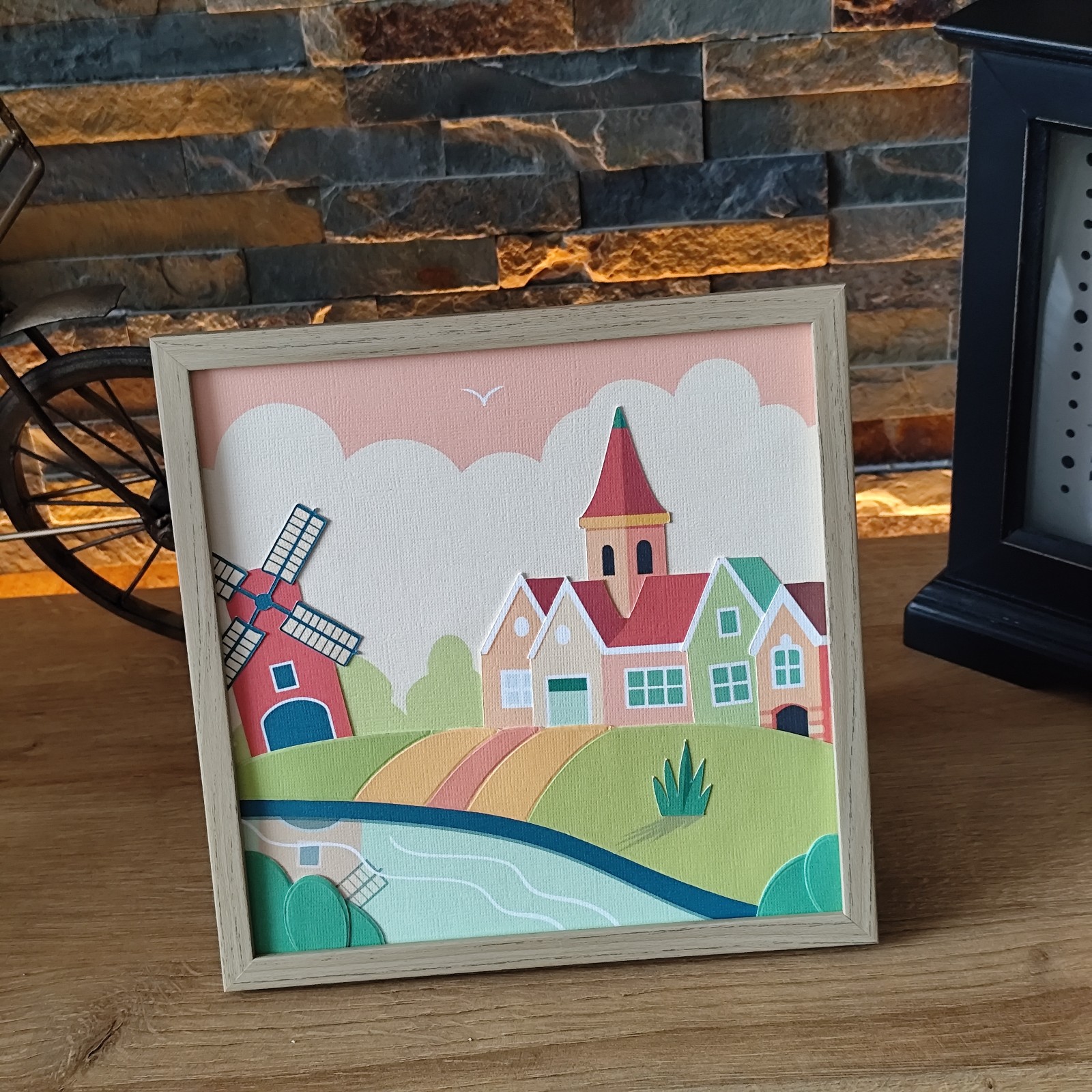 Paper cut-out art – handgemaakte illustraties: Zomerse dorpsidylle