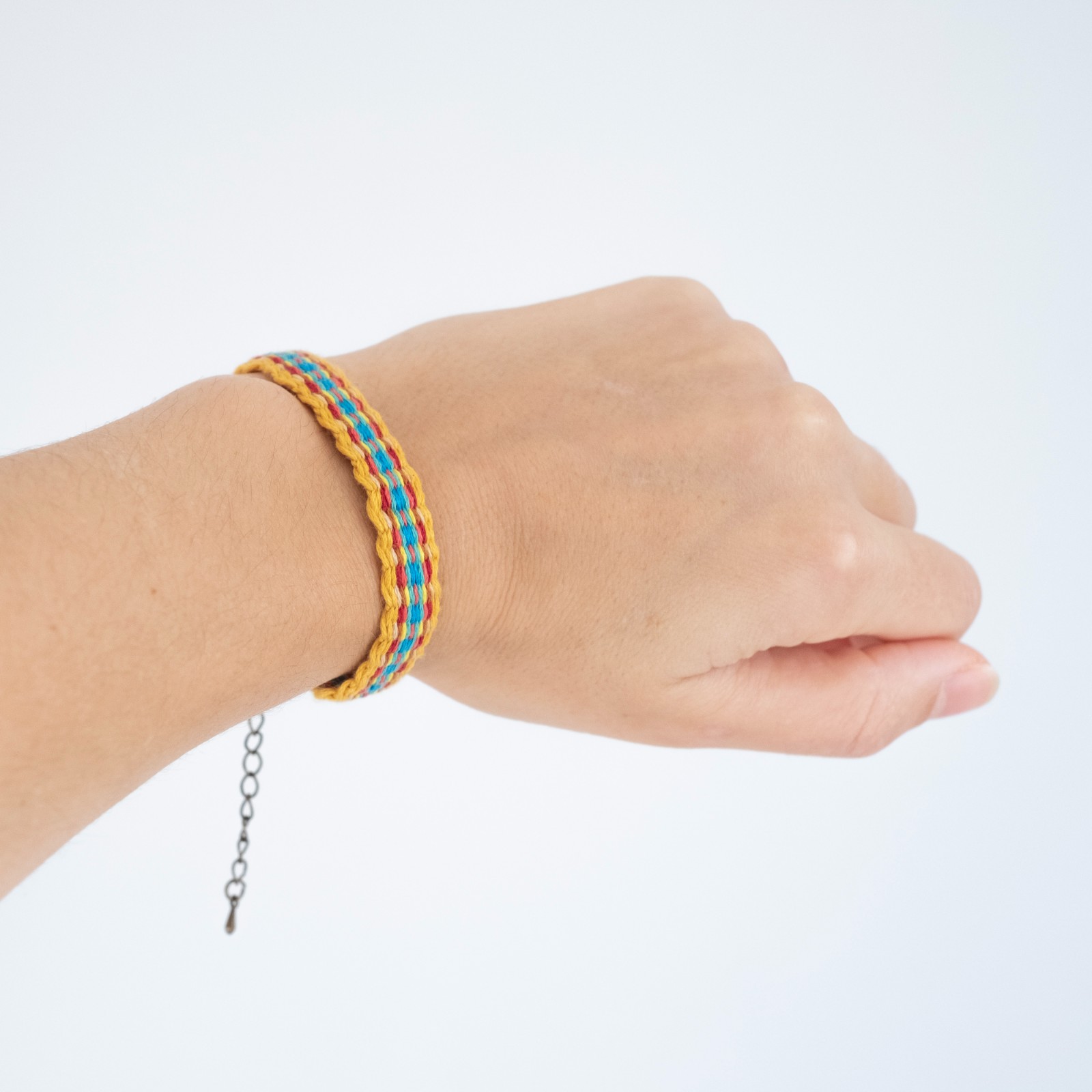 Handgeweven armbandjes in vrolijke kleuren, weef armband, sieraad pols, boho style koper of zilverkleurige sluiting, inkle weave, bandweven