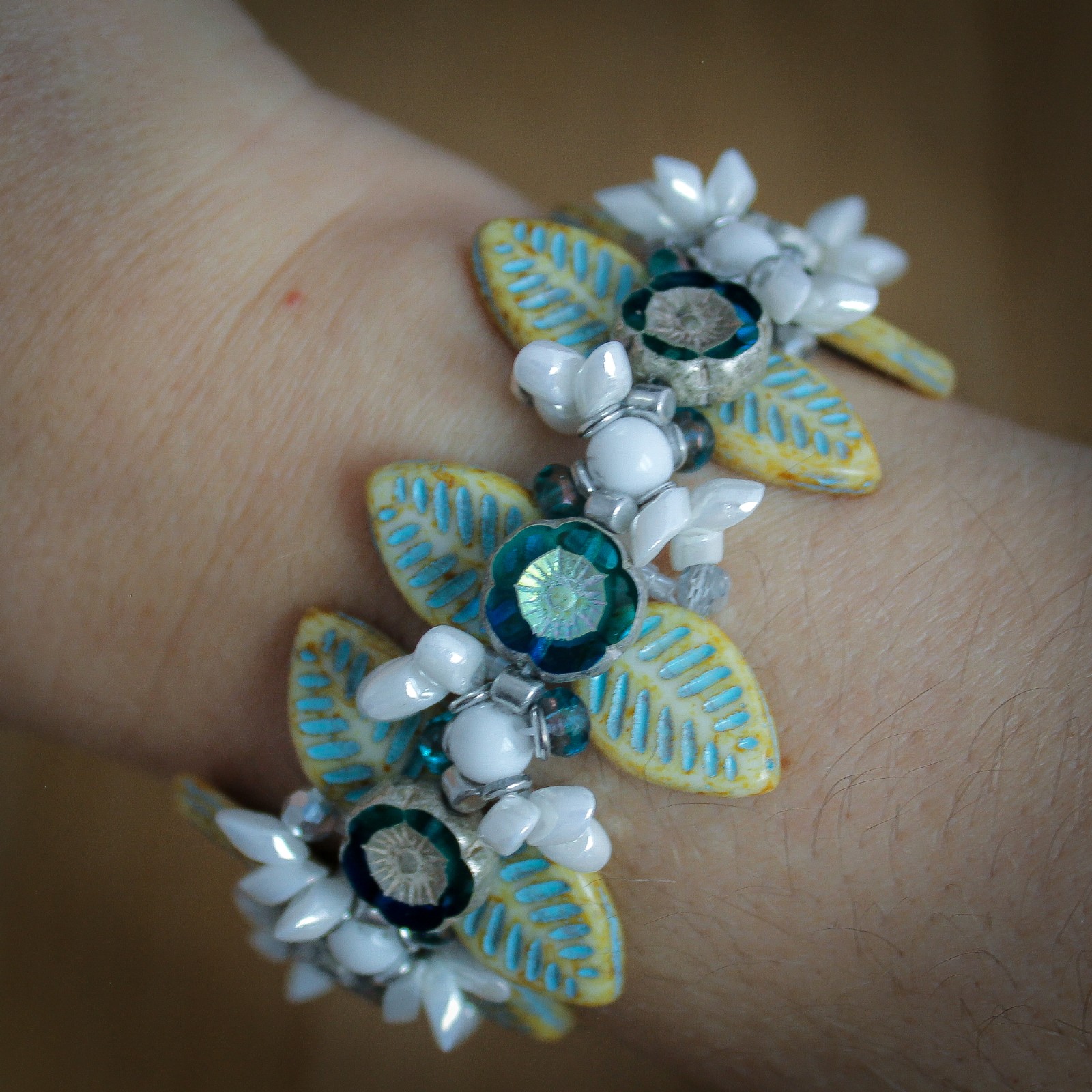 Wintertuin & Bloemenpracht, unieke handgemaakte bloemenarmband