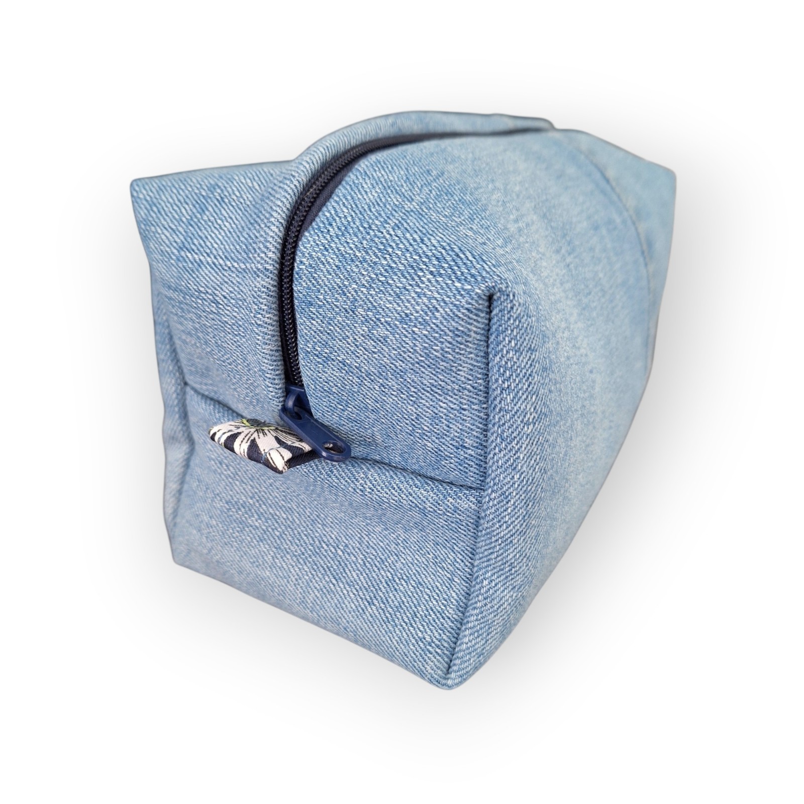 Make-up/toilettassen maat L & M van gerecycled jeans