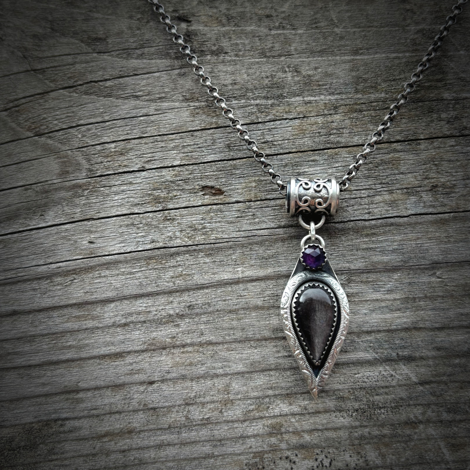 One of a kind zilveren hanger met obsidiaan en amethist – handgemaa… - 124039 One of a kind zilveren hanger met obsidiaan en amethist – handgemaakt & nikkelvrij