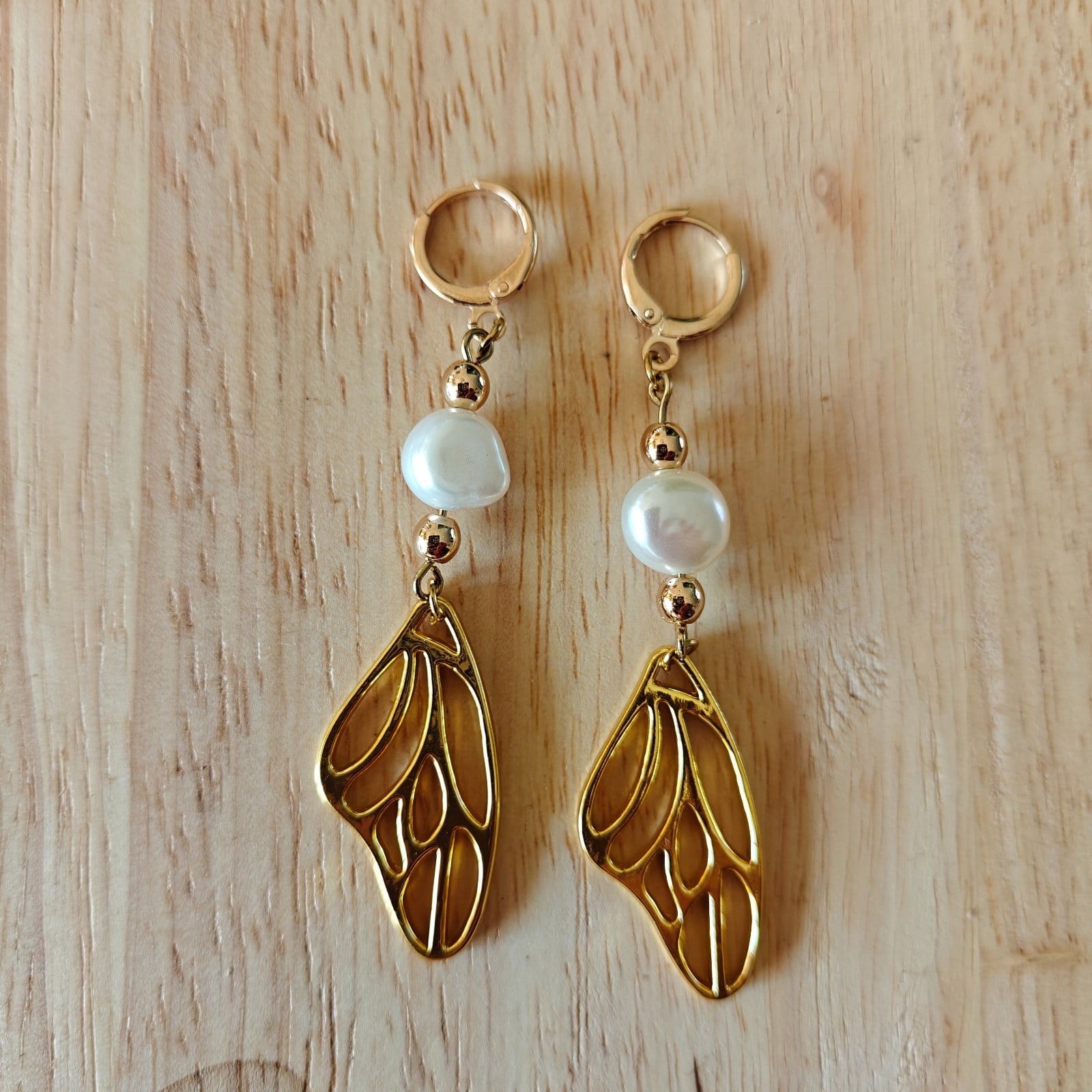 Parel oorbellen in flesje