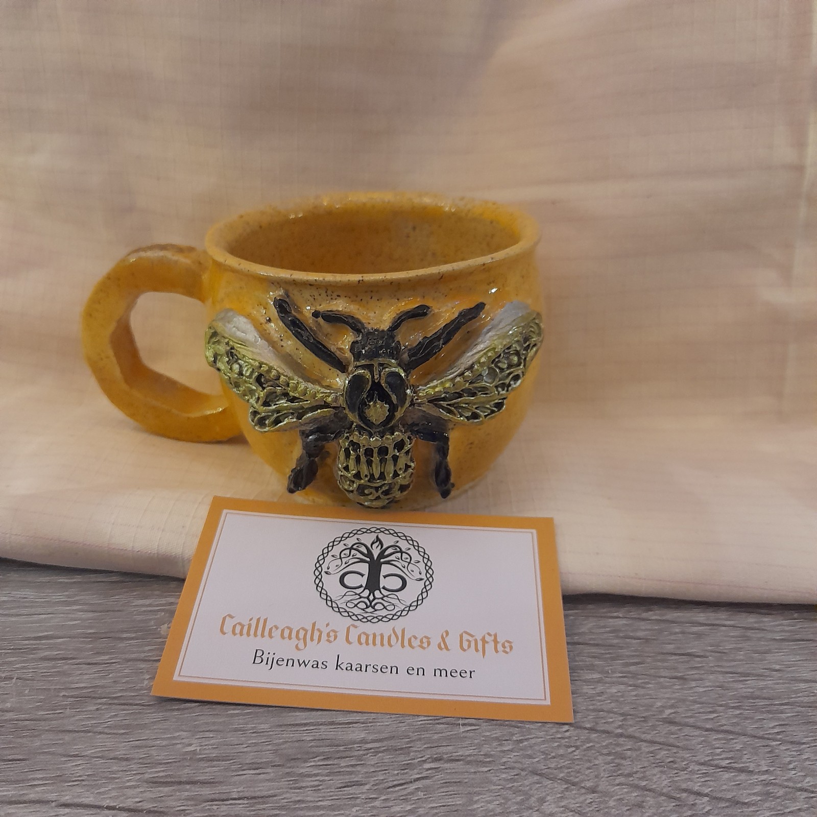 beker "steampunk bee" met oor - 135288 beker "steampunk bee" met oor