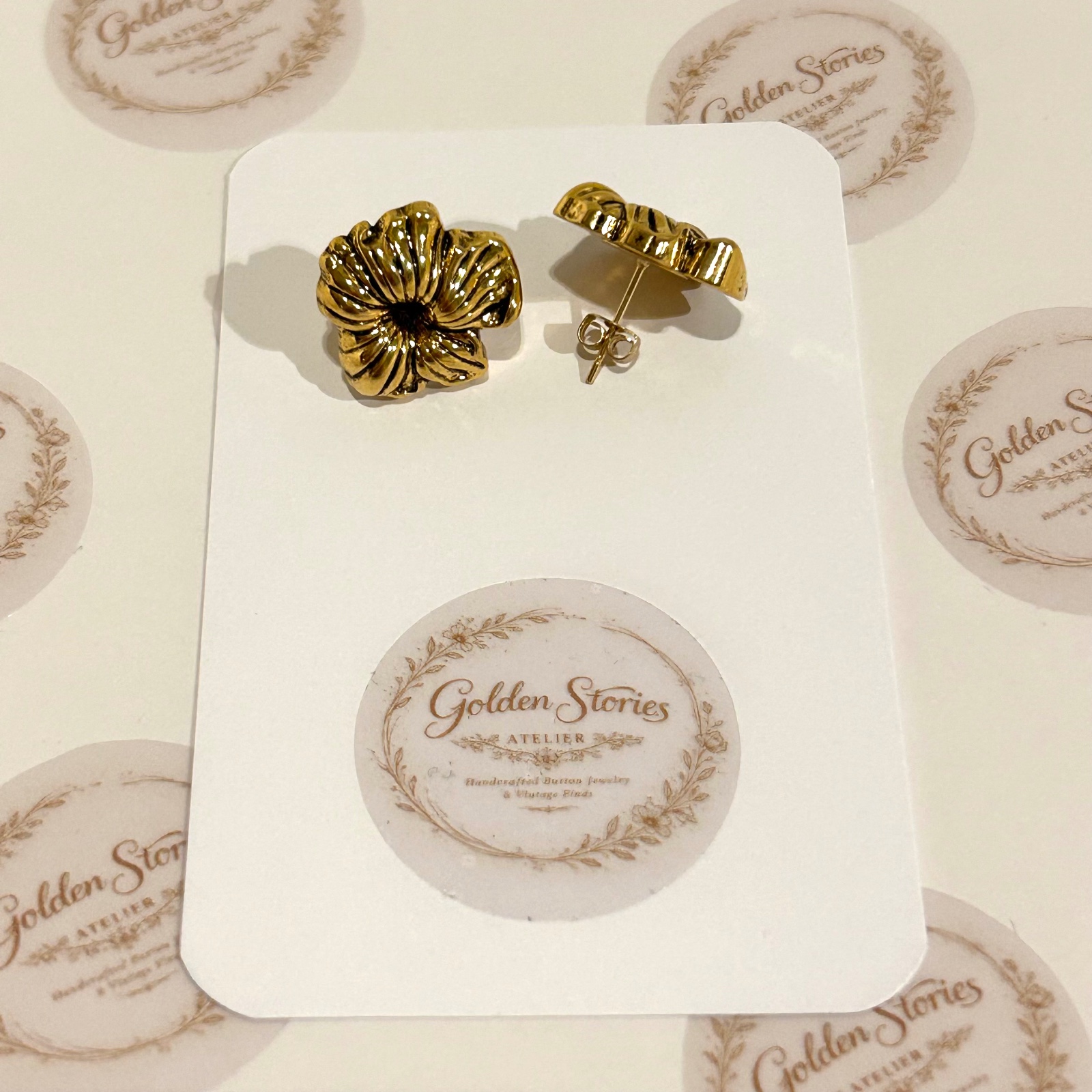 ✨ Golden Bloom Earrings ✨ - 131194 ✨ Gouden Bloesem Oorknopjes ✨