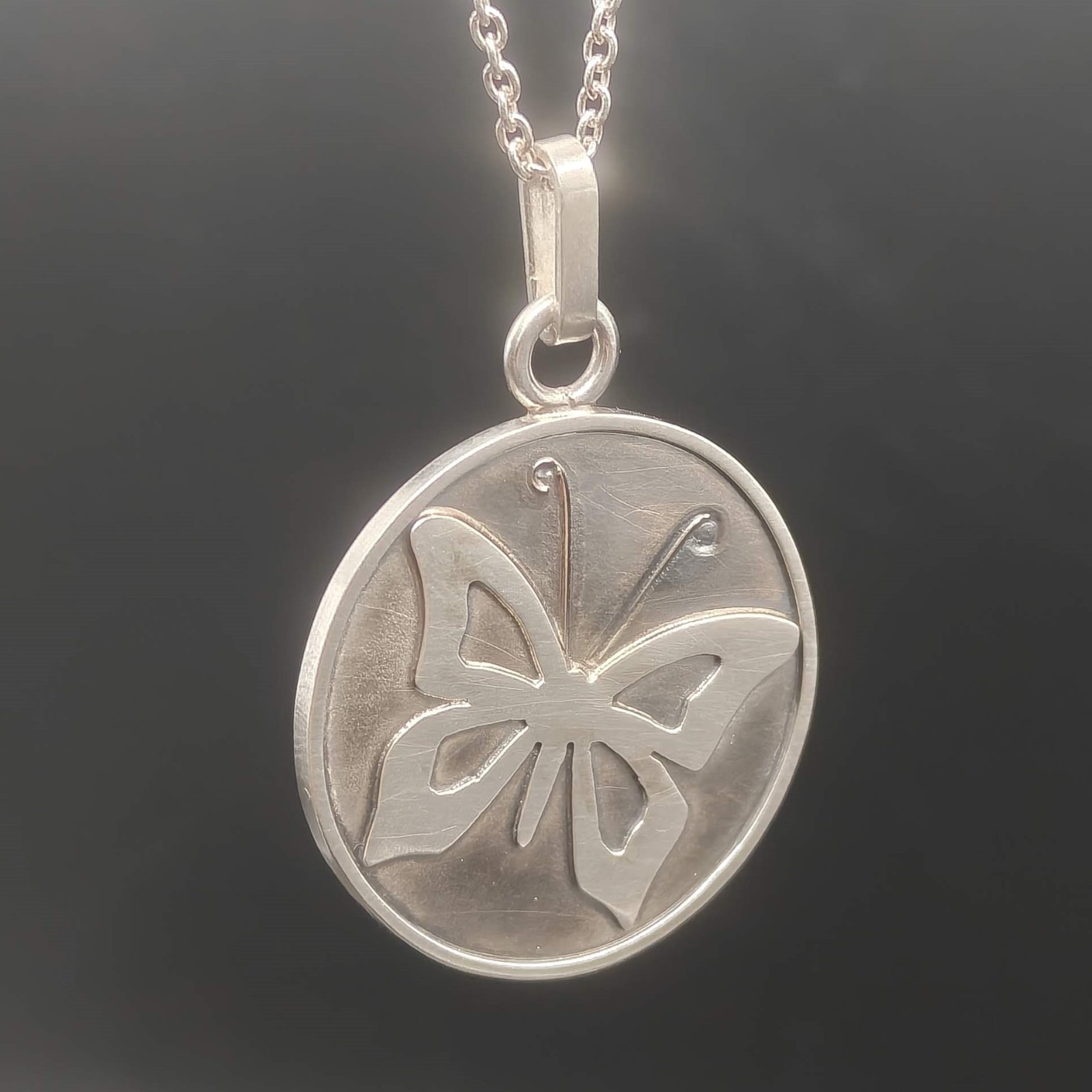 Handgemaakte Zilveren Vlinder Hanger – Geometrische Sterling Zilver… - 139634 Handgemaakte Zilveren Vlinder Hanger – Geometrische Sterling Zilveren Ketting