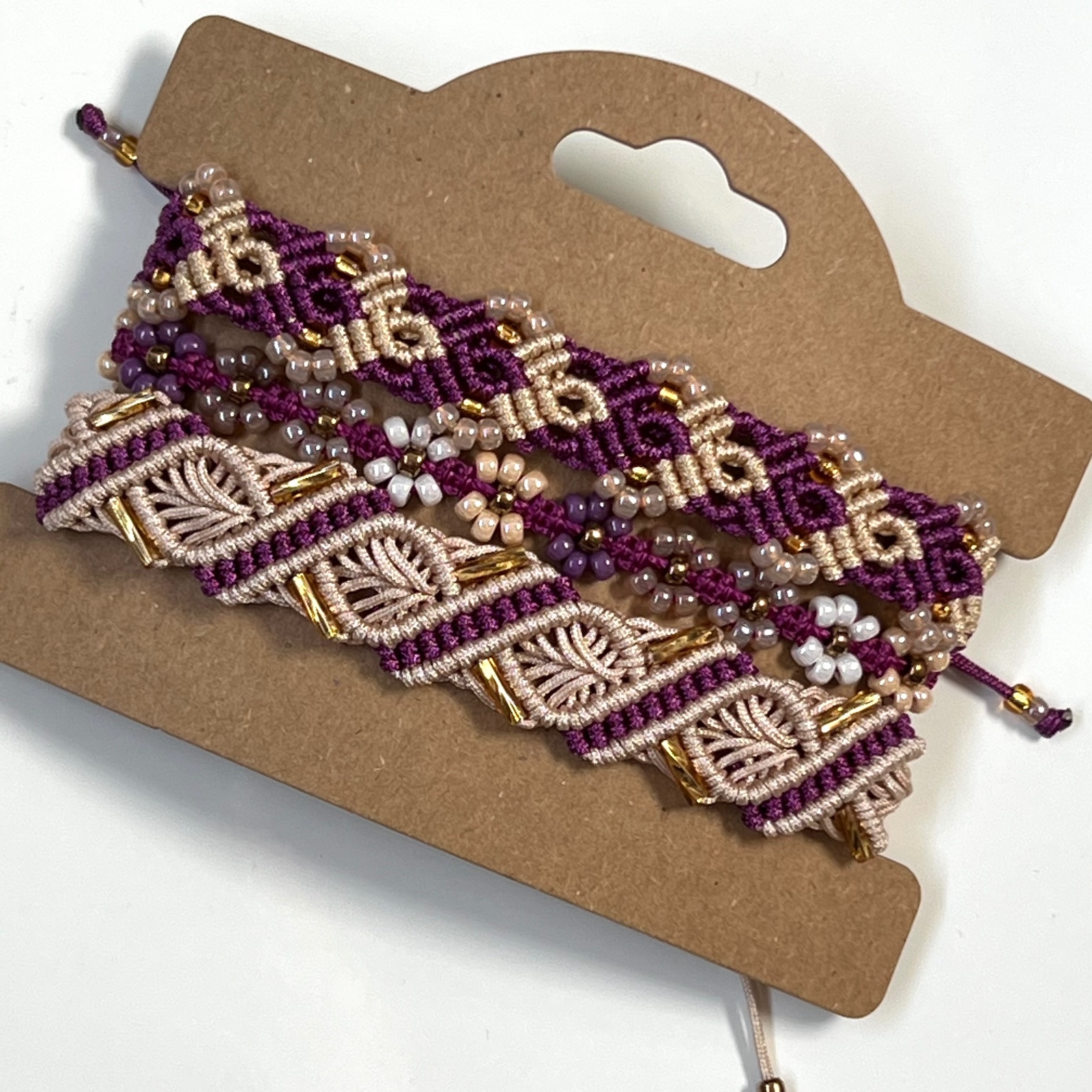 Macrame armbanden aubergine-beige - 142361 Macrame armband aubergine-beige