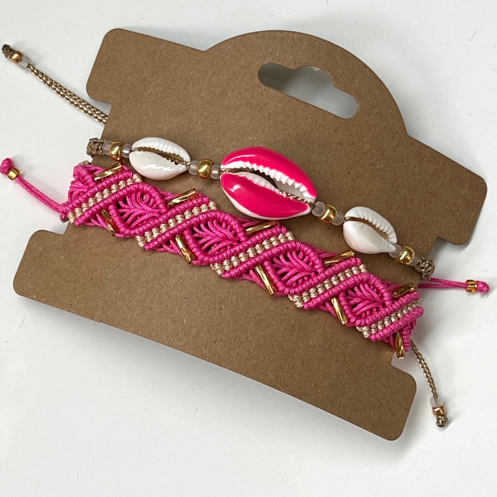 Macrame armbanden roze-ecru