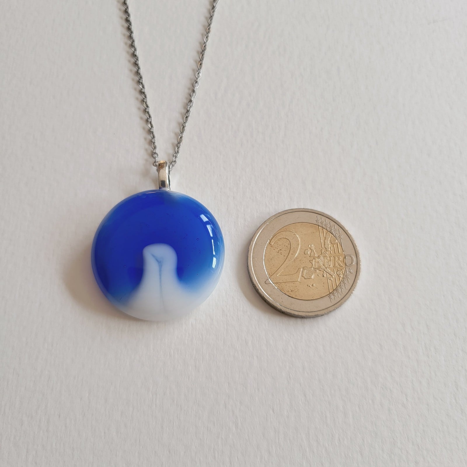 Blauwe Kust - RVS ketting met uniek glas hanger - 146747 Blauwe Kust - RVS ketting met uniek glas hanger