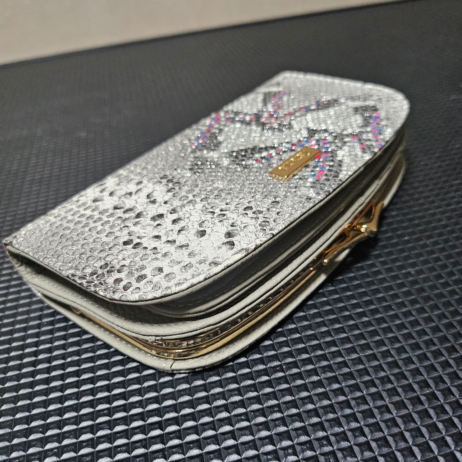 Patrizia Luxe Damesportemonnee â Slangenprint â Veel PasjesvakkenâĻ - 147748 Patrizia Luxe Damesportemonnee â Slangenprint â Veel Pasjesvakken â Elegant Cadeau Idee voor Haar
