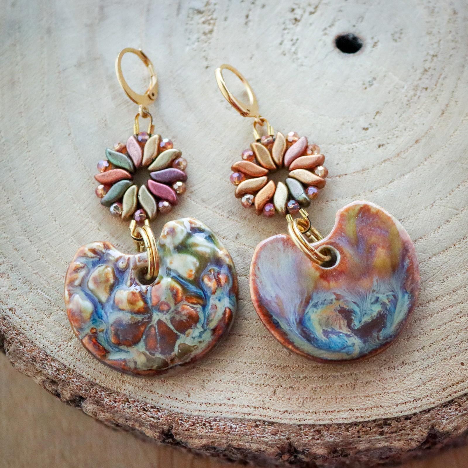 Ancient Treasures & Bohemian Soul, artistieke oorbellen met keramisch… - 153861 Ancient Treasures & Bohemian Soul, artistieke oorbellen met keramische hangers