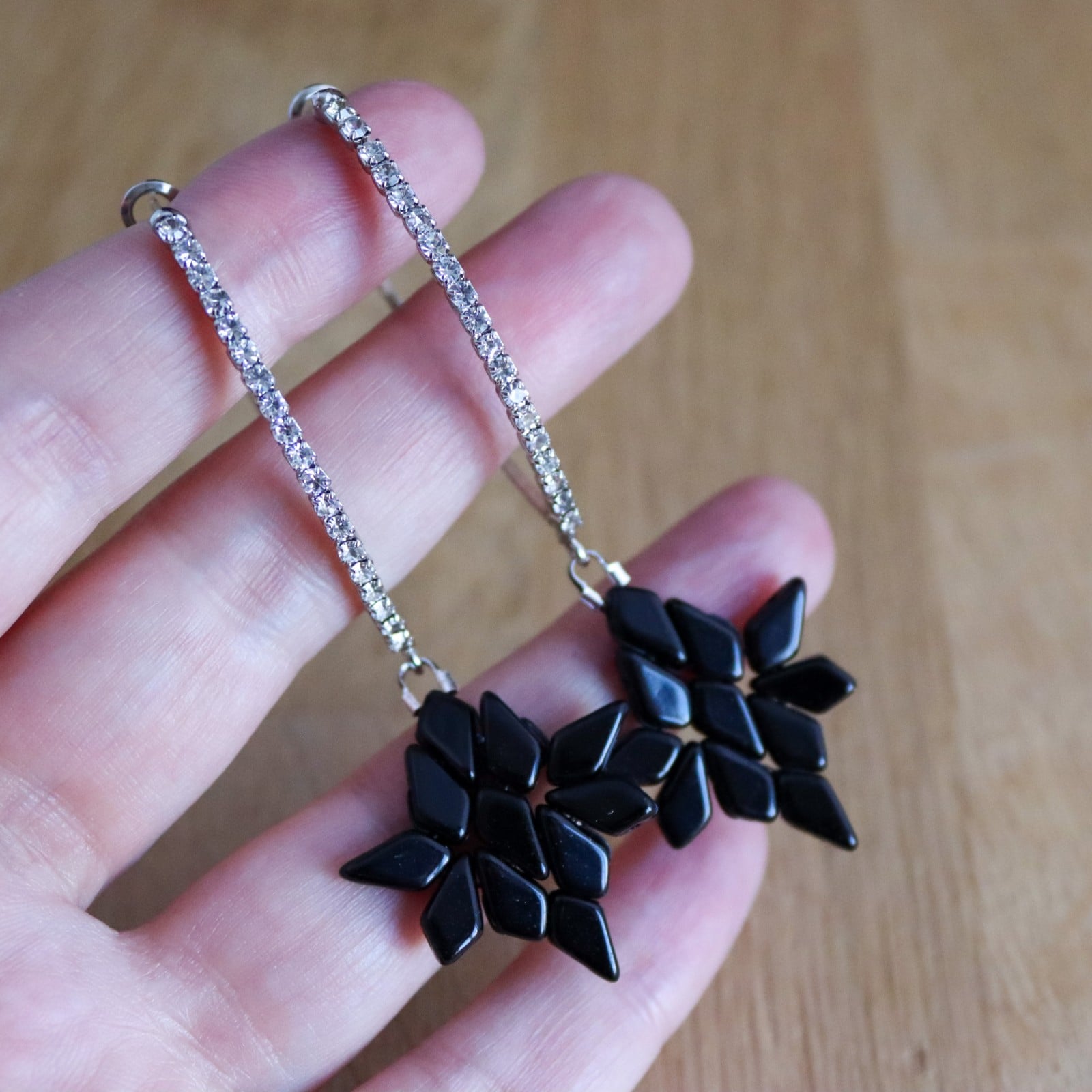 Business Chic & Avondglamour, zwarte geometrische Art Deco oorbellen