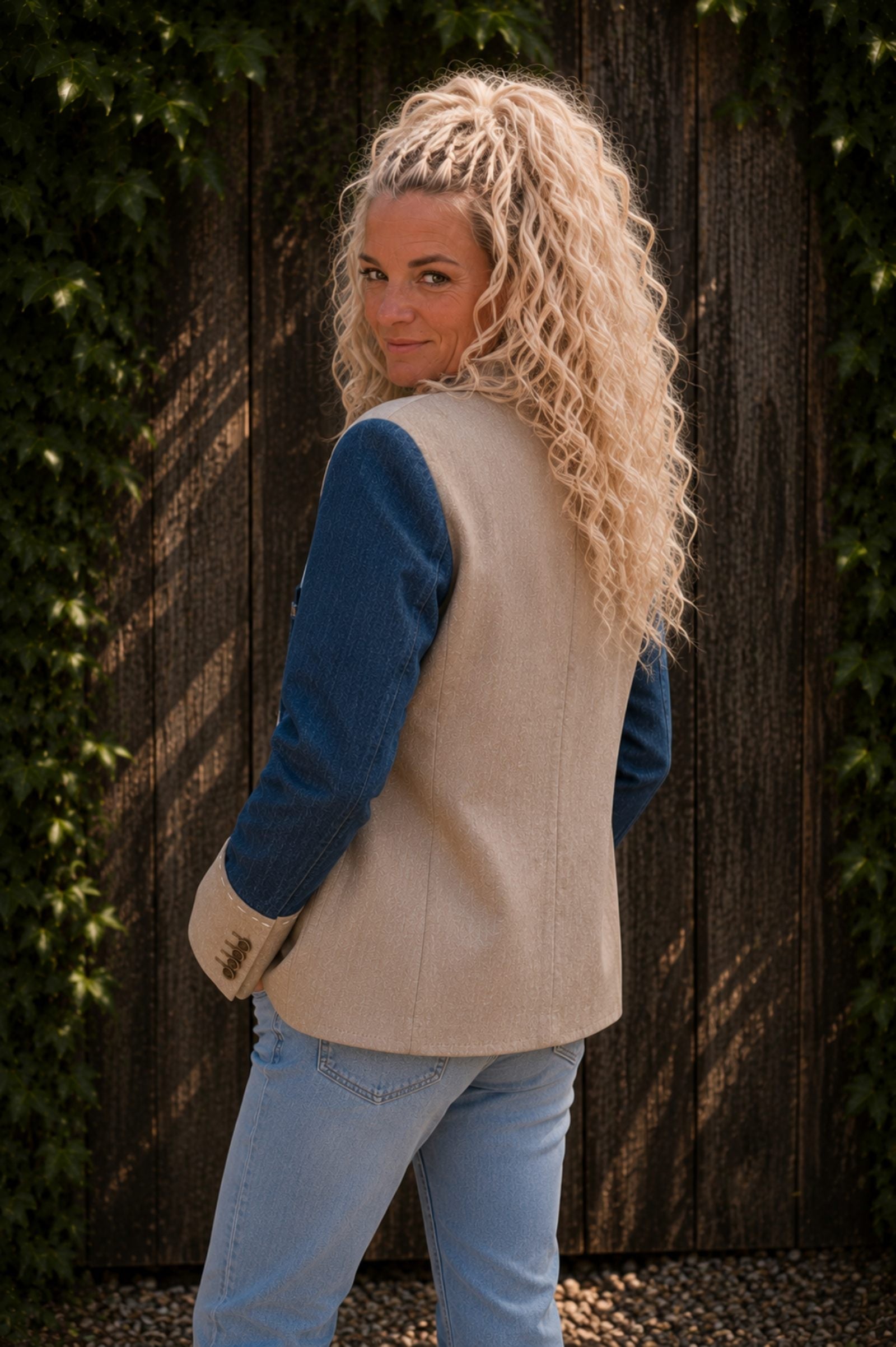 One of a Kind Upcycled Blazer met Denim Applicatie - 154426 One of a Kind Upcycled Blazer met Denim Applicatie