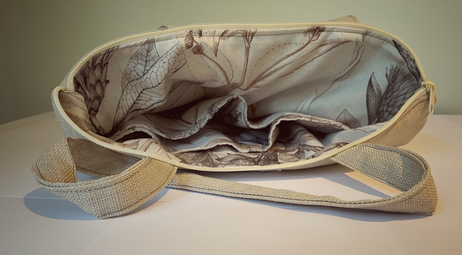 HexaSeasons - 98323 HexaSeasons